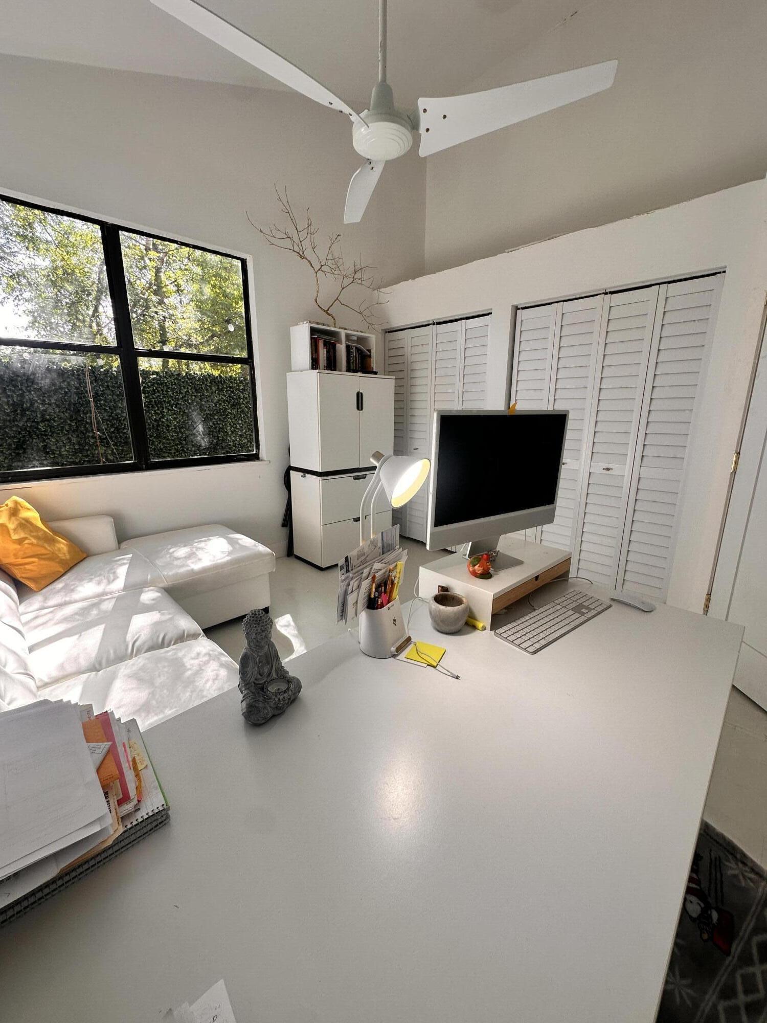 9 Se Marlin Avenue Property Photo 18