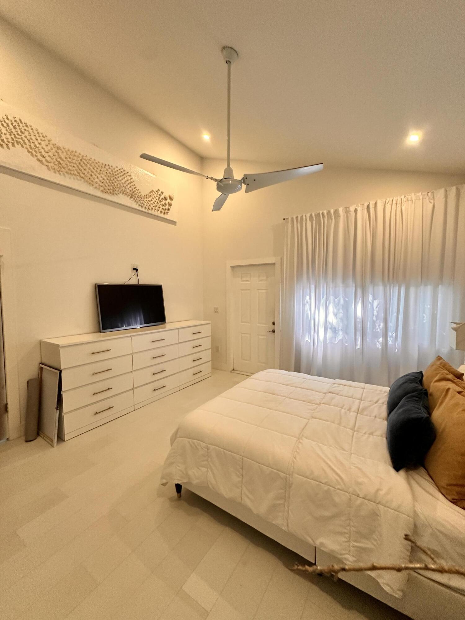9 Se Marlin Avenue Property Photo 22
