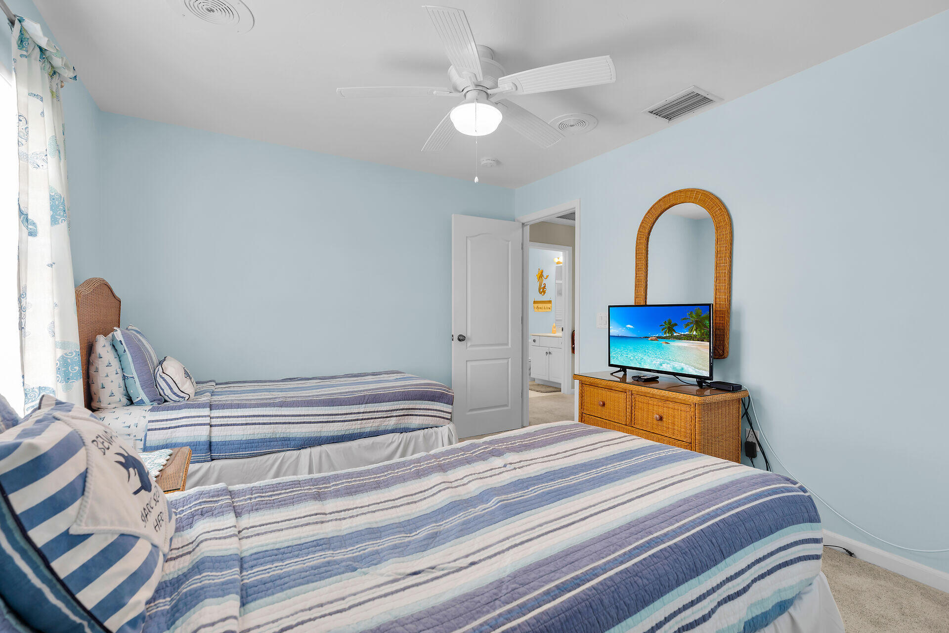 180 9th Street Property Photo 45