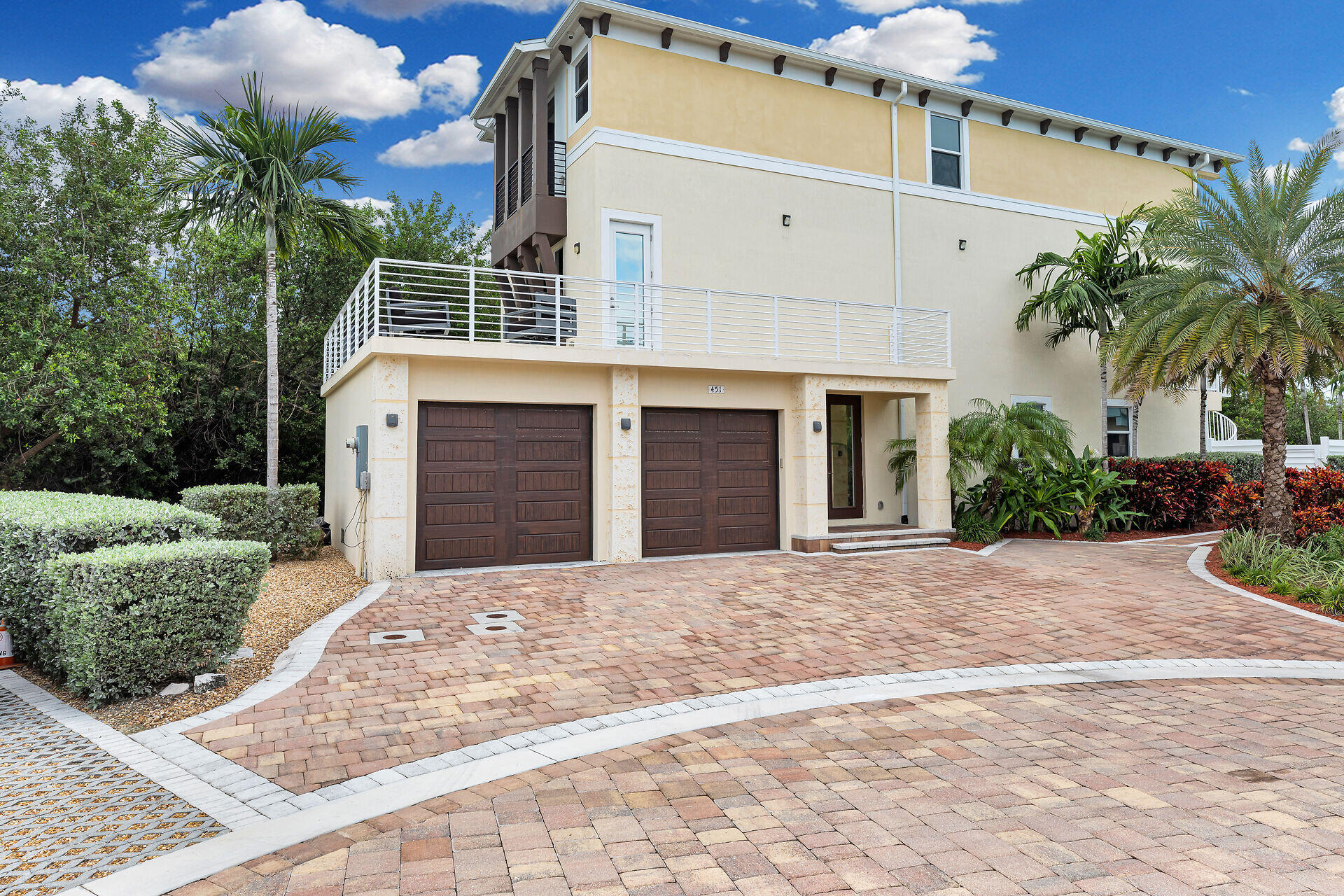 451 Sombrero Beach Road Property Photo 1
