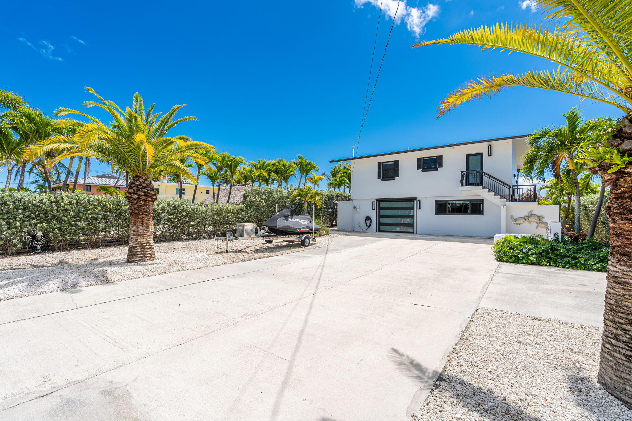626 Island Drive Property Photo 3