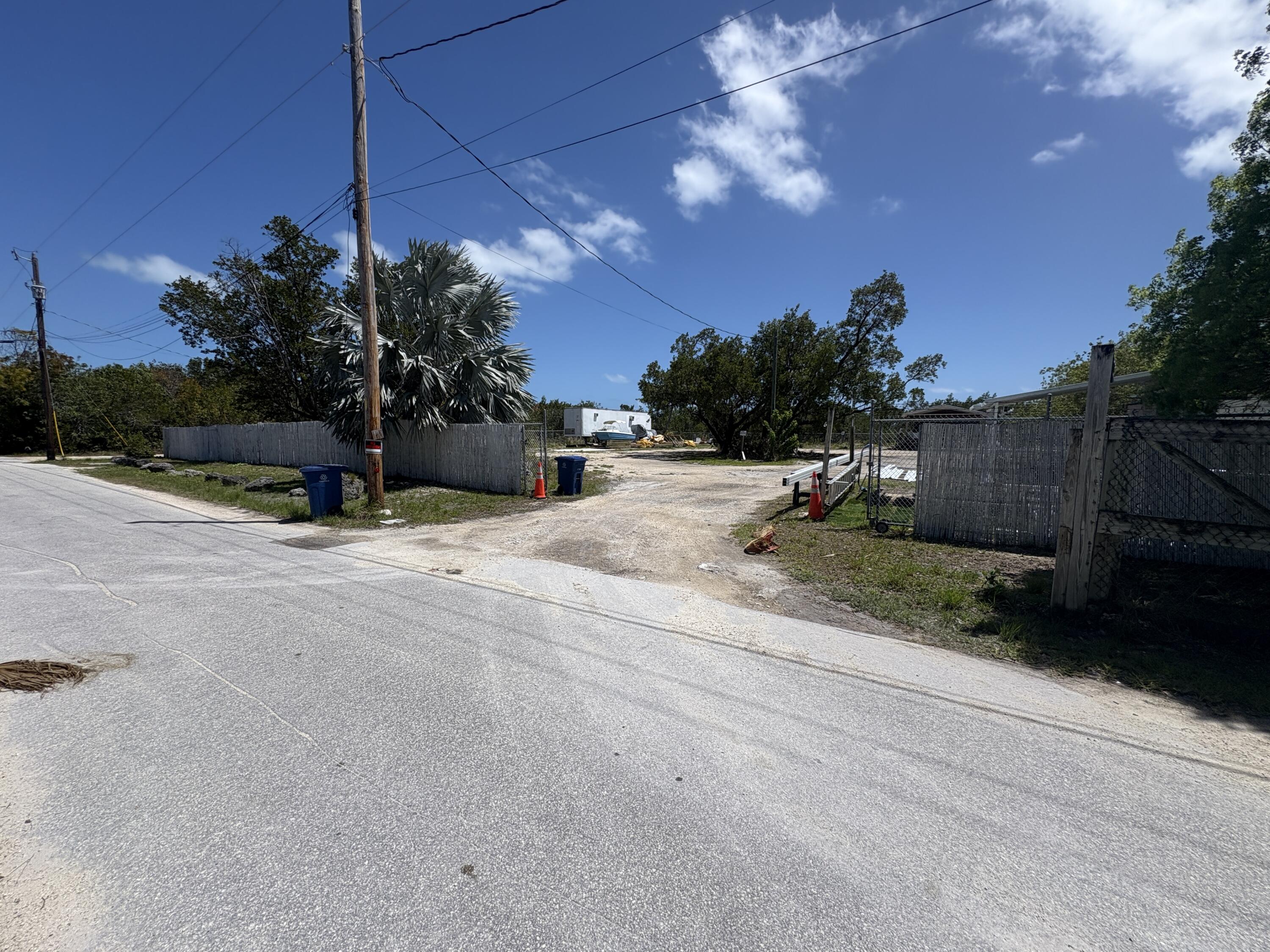 30582 5th Avenue Property Photo 2