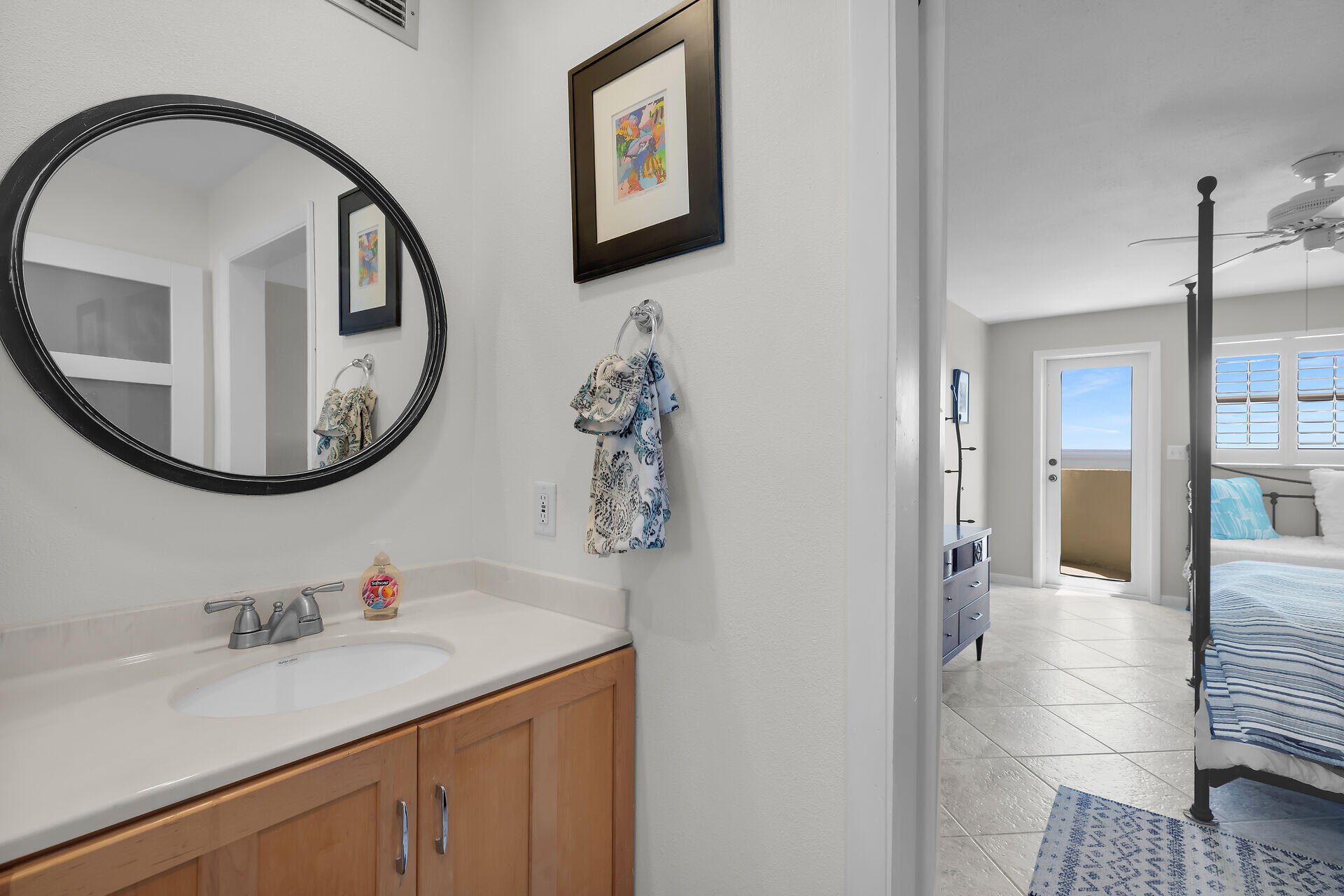 200 Wrenn Street 606 Property Photo 26