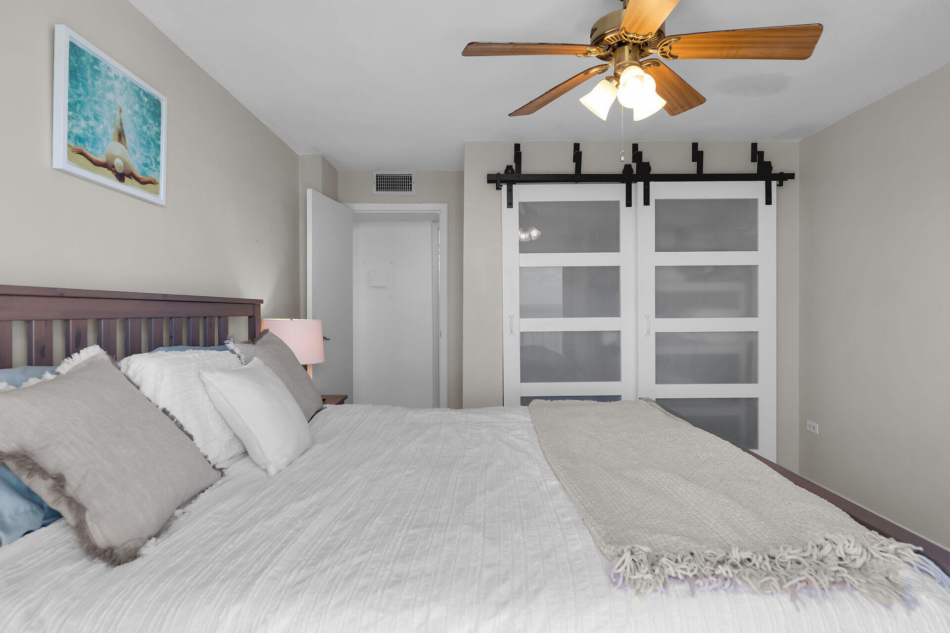 200 Wrenn Street 606 Property Photo 31