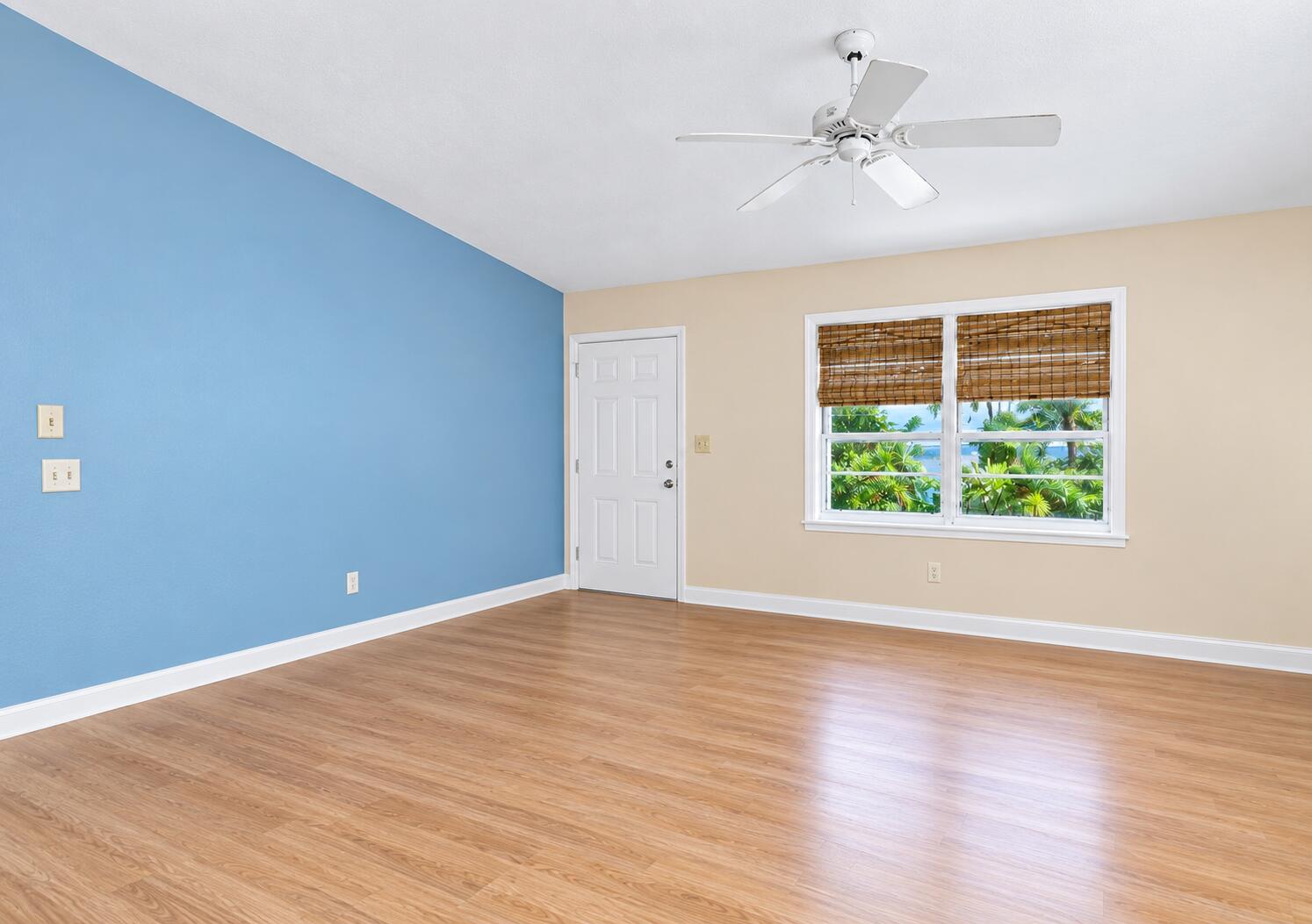 322 Mahogany Drive Property Photo 3