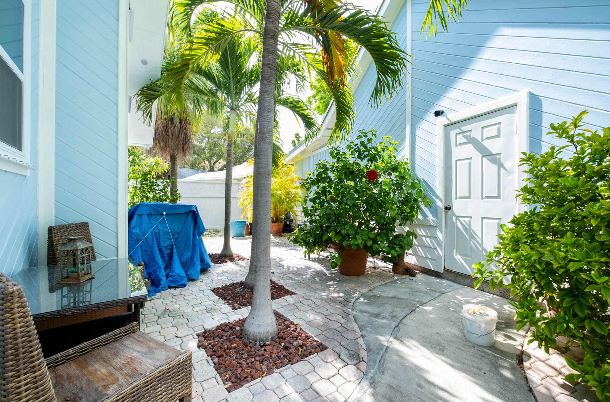 106 Gardenia Avenue Property Photo 37