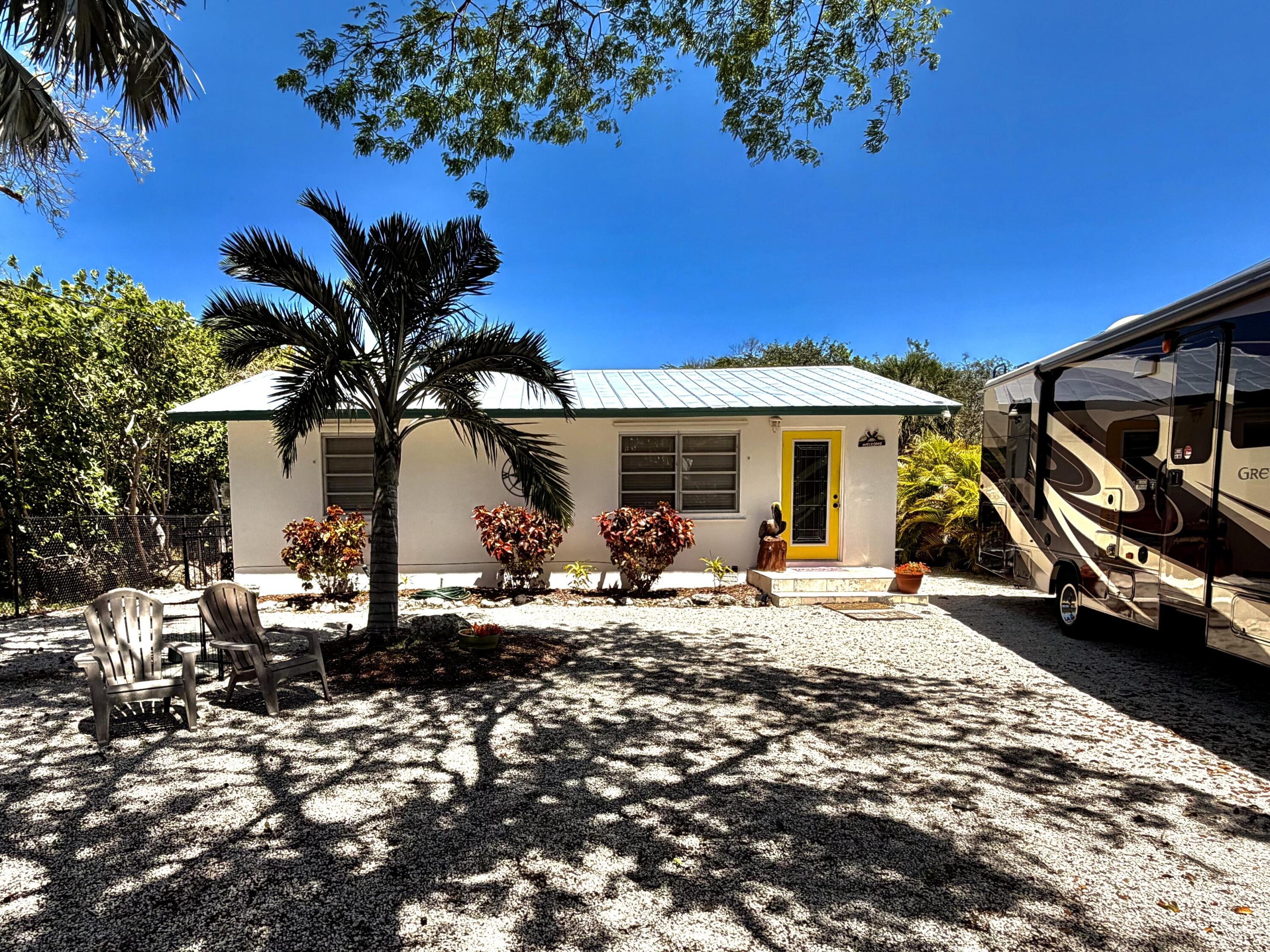 30375 Oleander Boulevard Property Photo 1