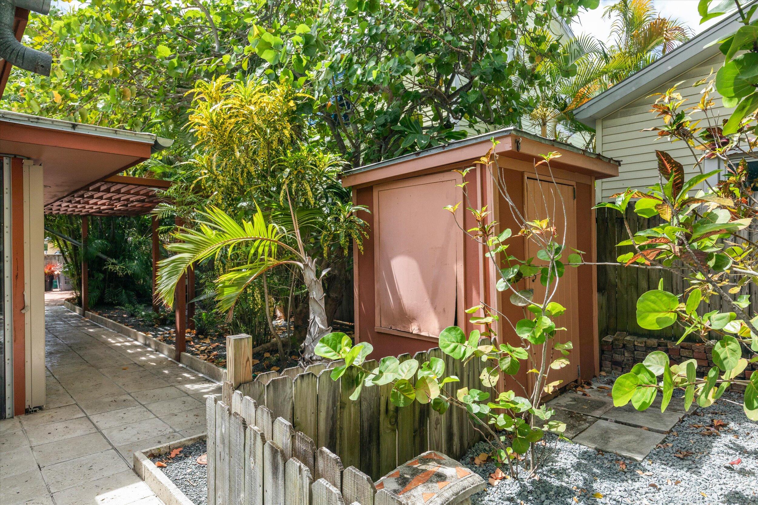 2309 Flagler Avenue Property Photo 58