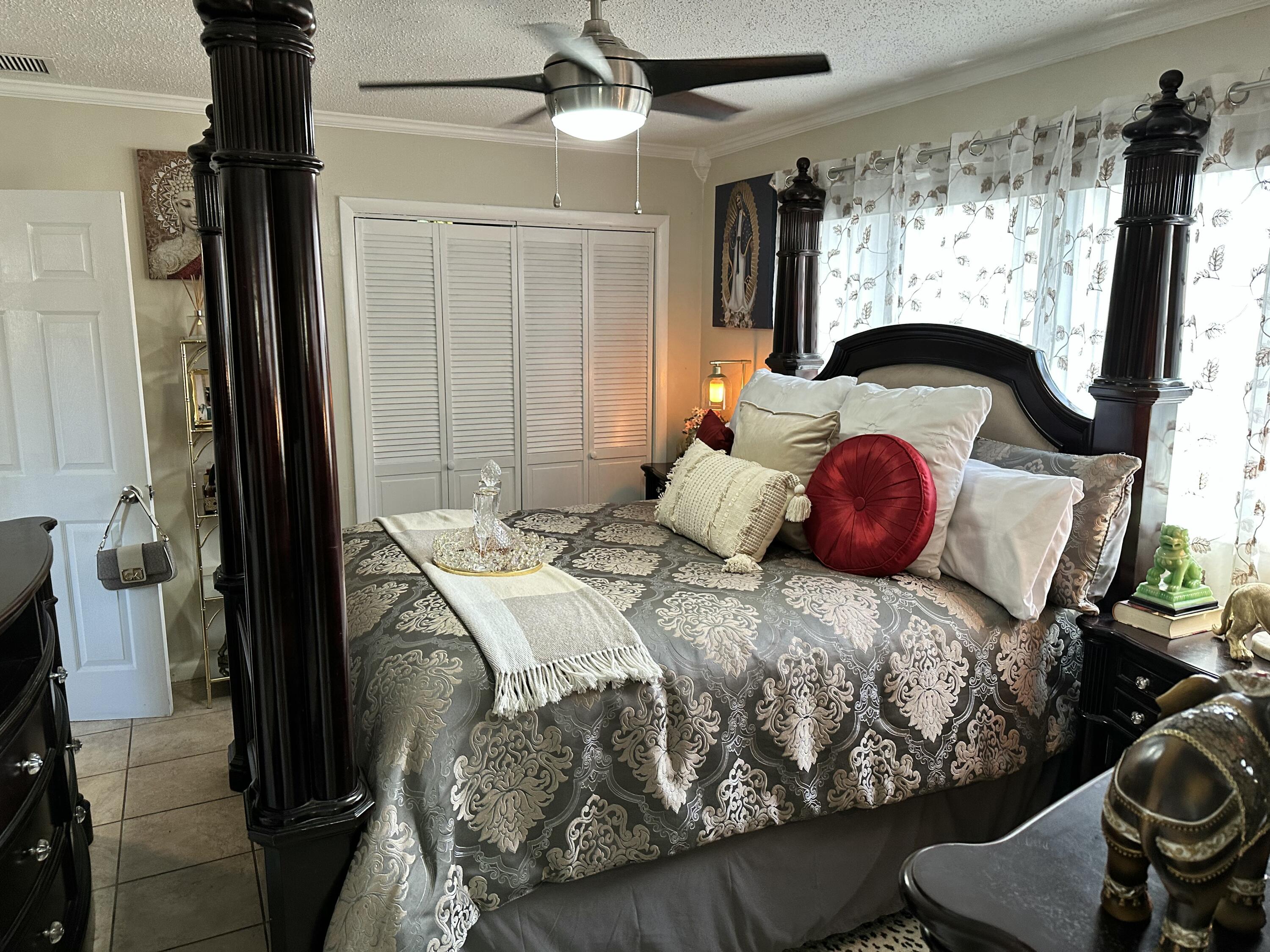 2922 Flagler Avenue Property Photo 18