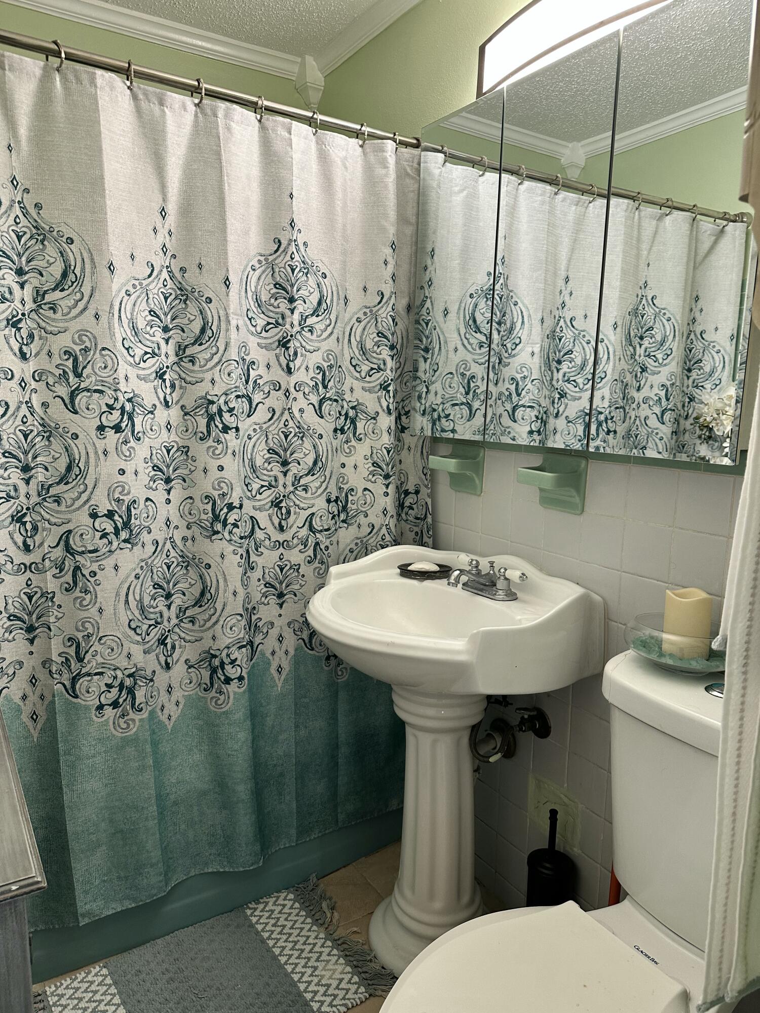 2922 Flagler Avenue Property Photo 26