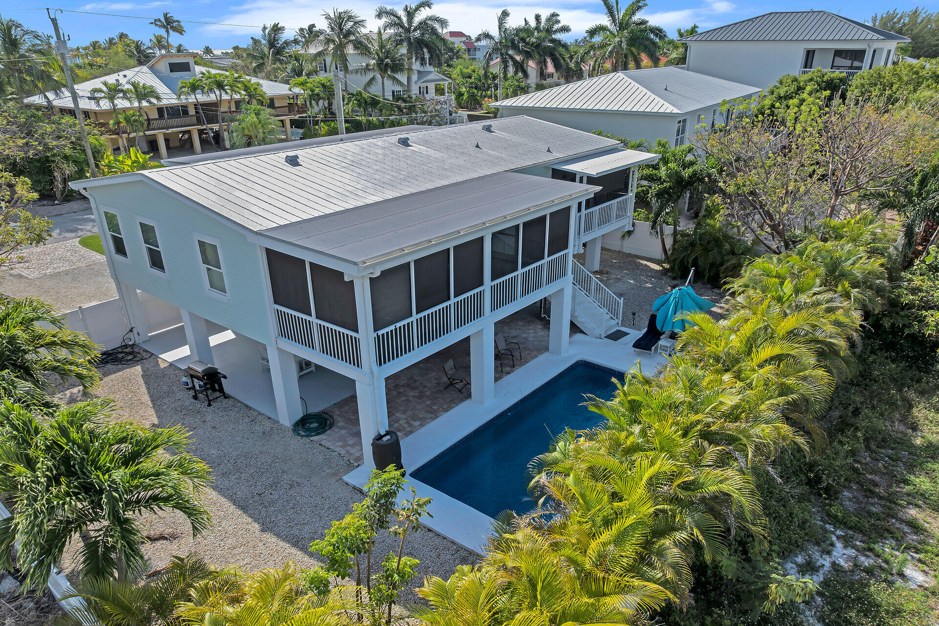 320 Calzada De Bougainville Property Photo 8