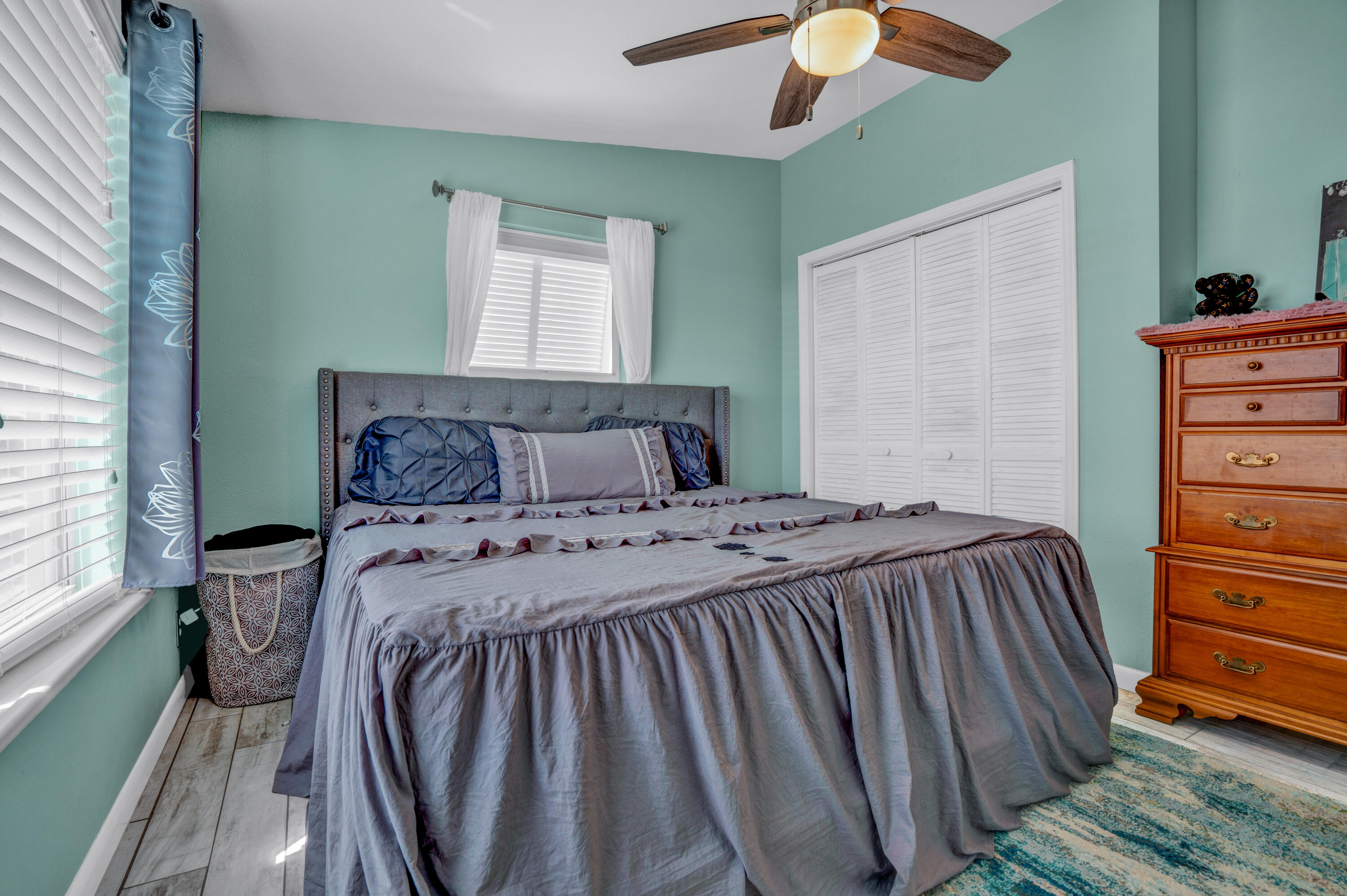 937 Loggerhead Lane Property Photo 10