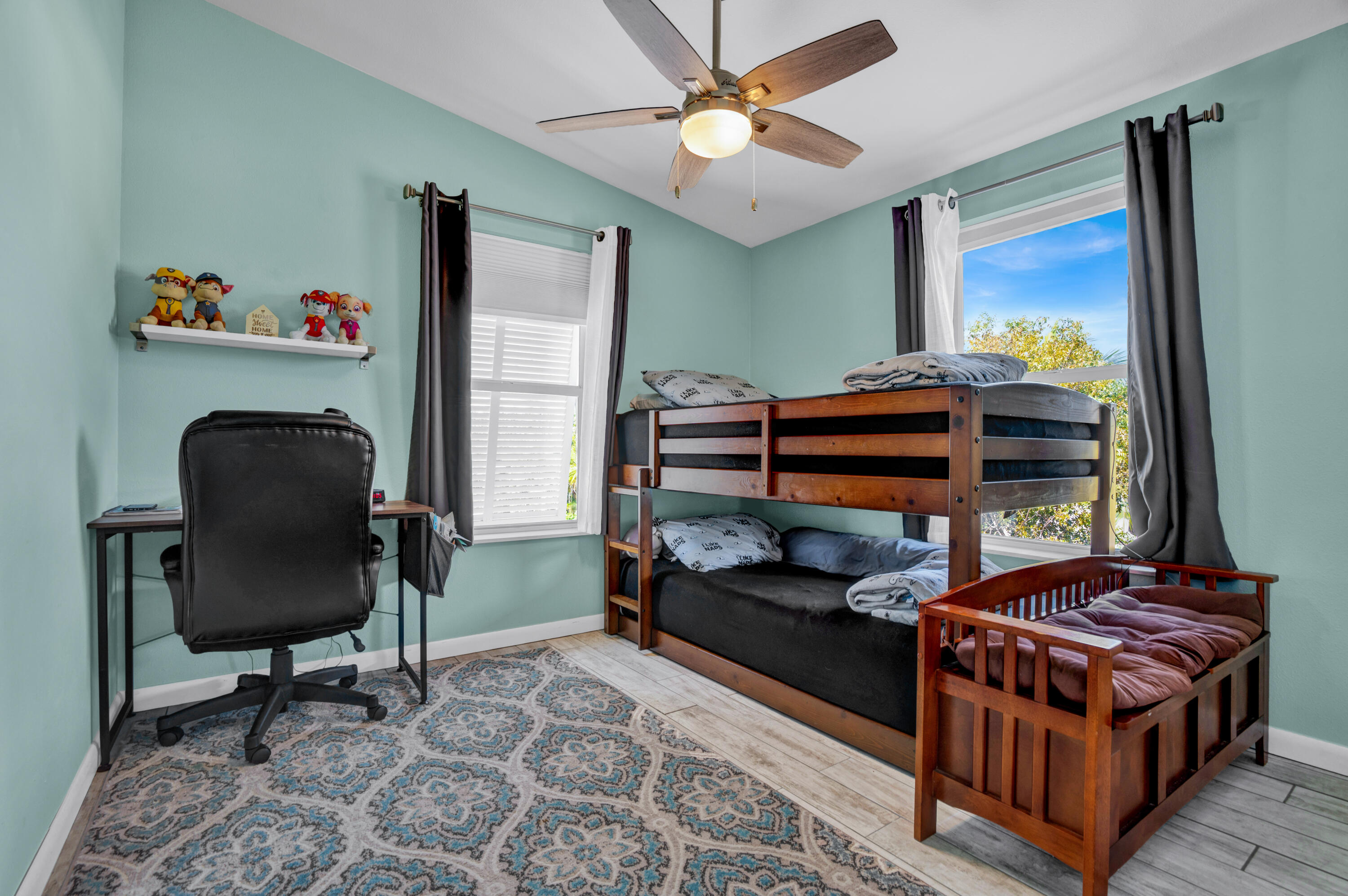937 Loggerhead Lane Property Photo 15