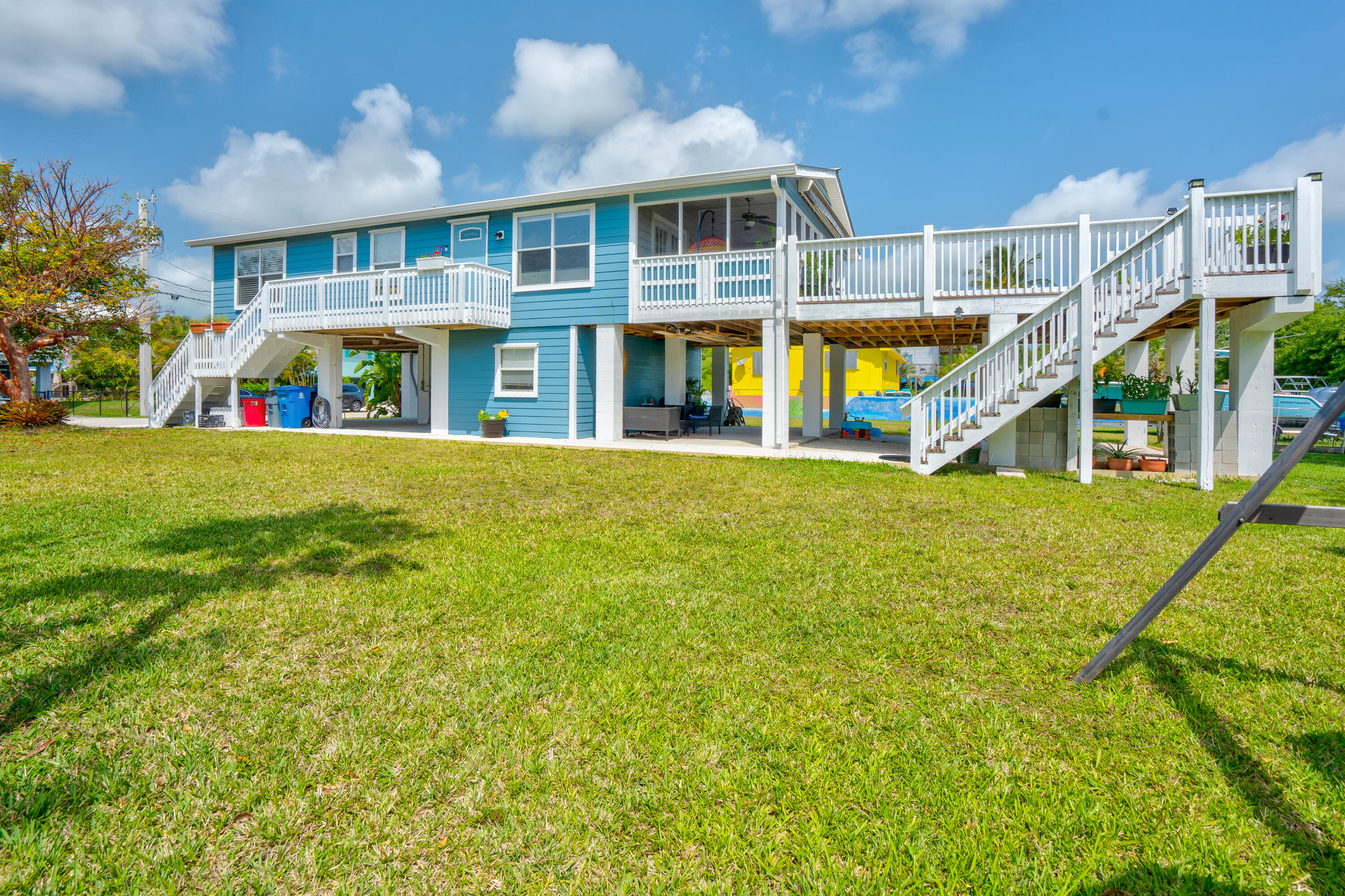 937 Loggerhead Lane Property Photo 28