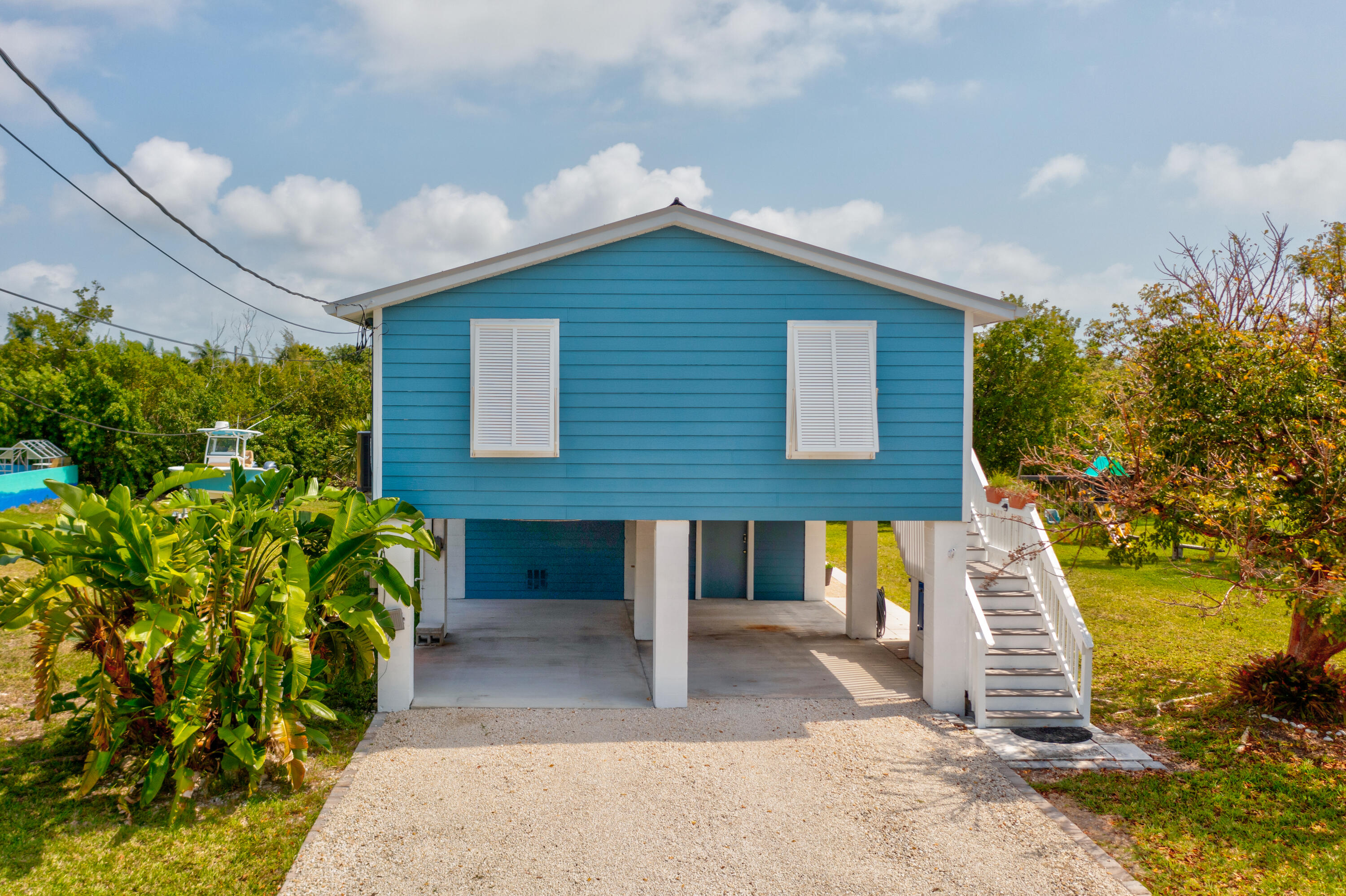 937 Loggerhead Lane Property Photo 32