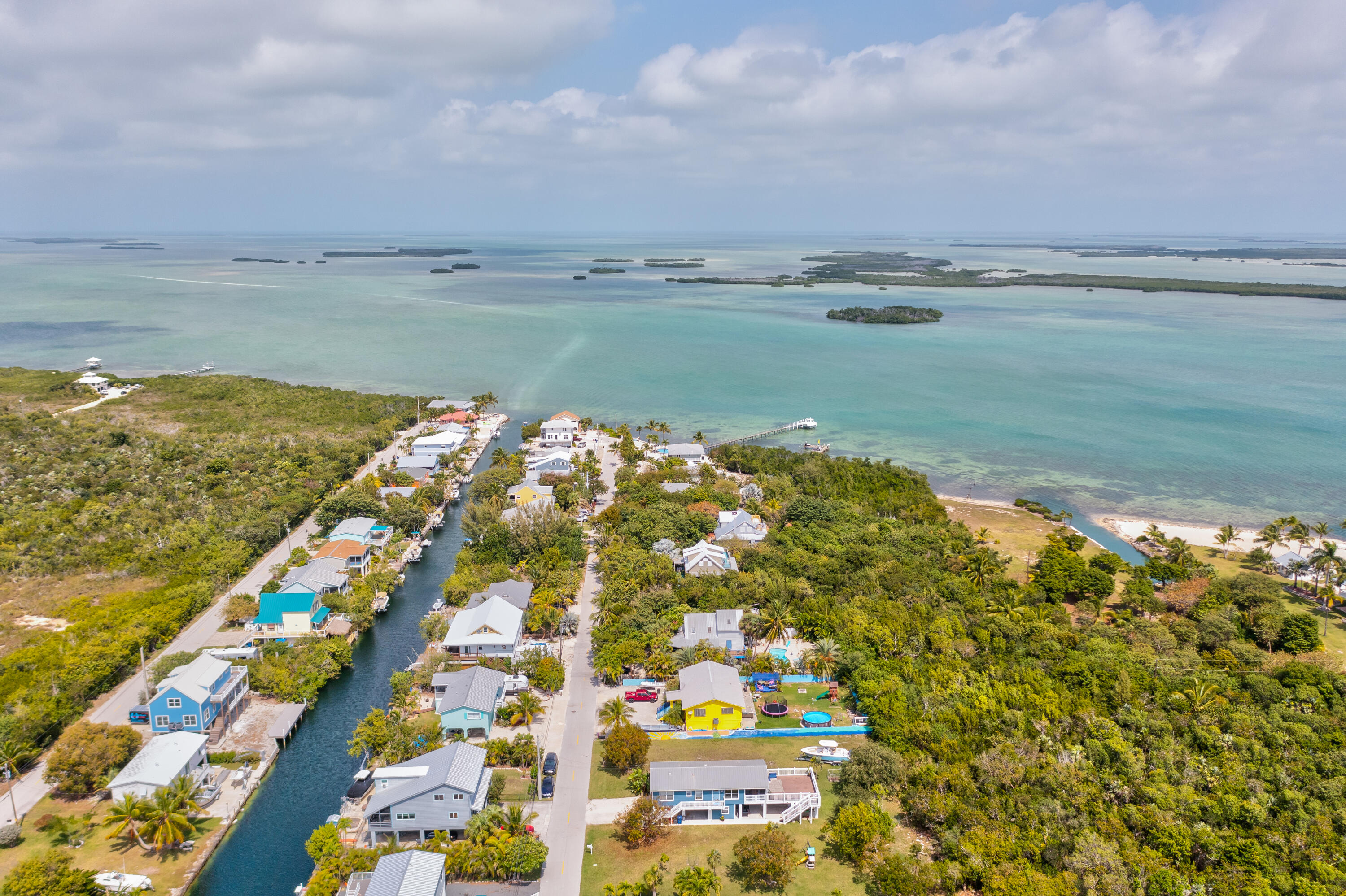 937 Loggerhead Lane Property Photo 42