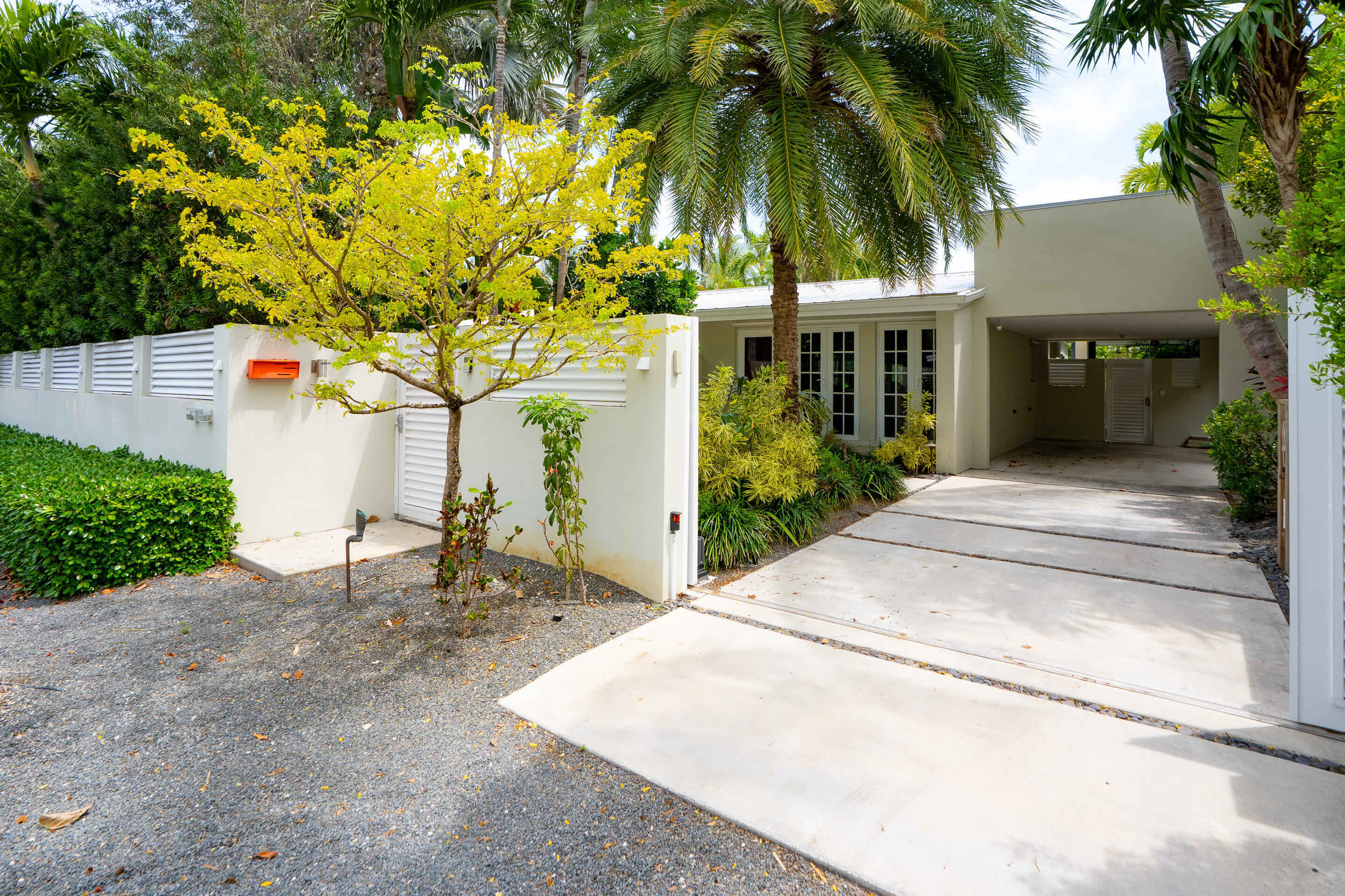 2412 Linda Avenue Property Photo 3