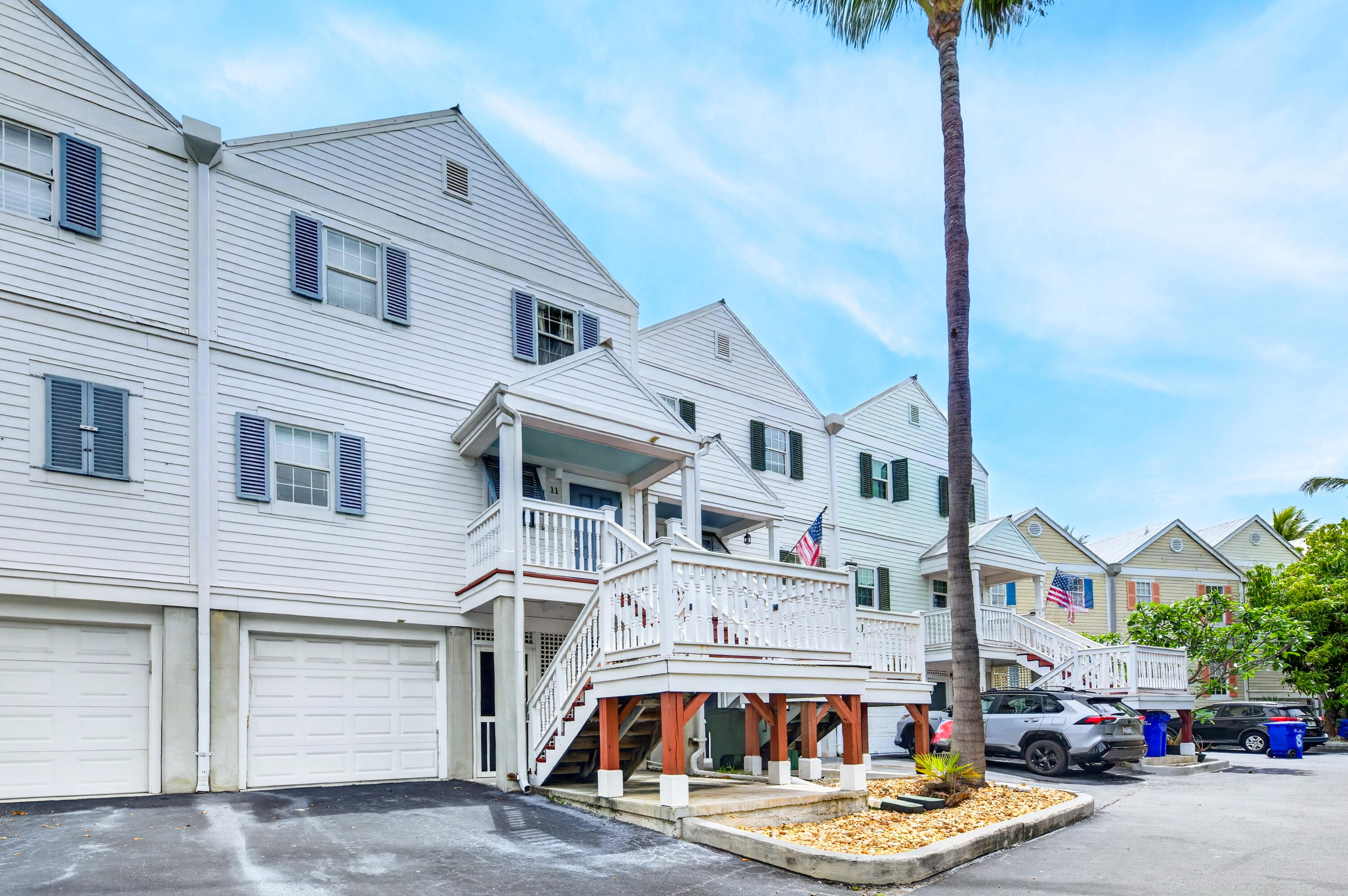 3029 N Roosevelt Boulevard Apt 11 Property Photo 1