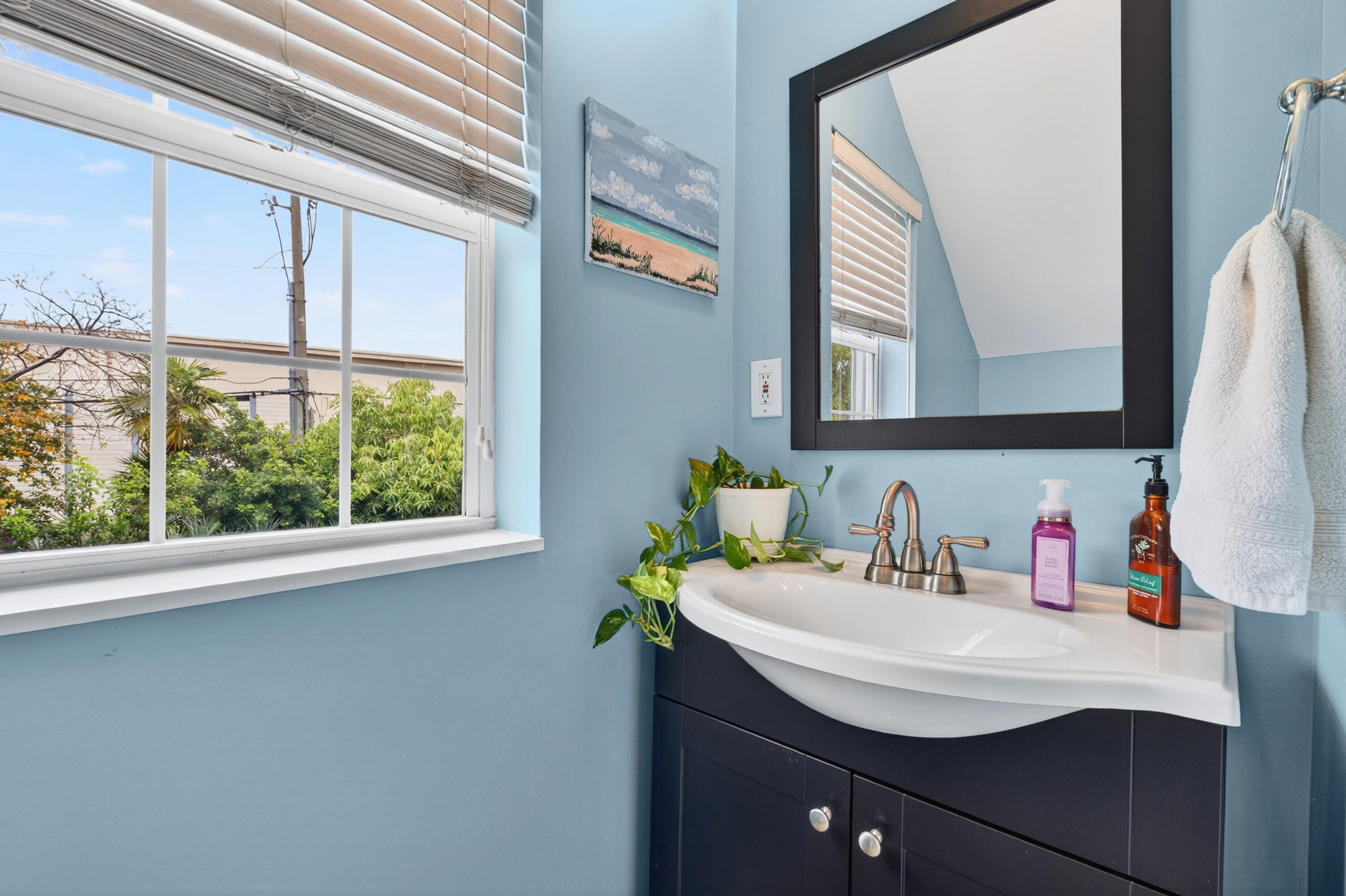 3029 N Roosevelt Boulevard Apt 11 Property Photo 12