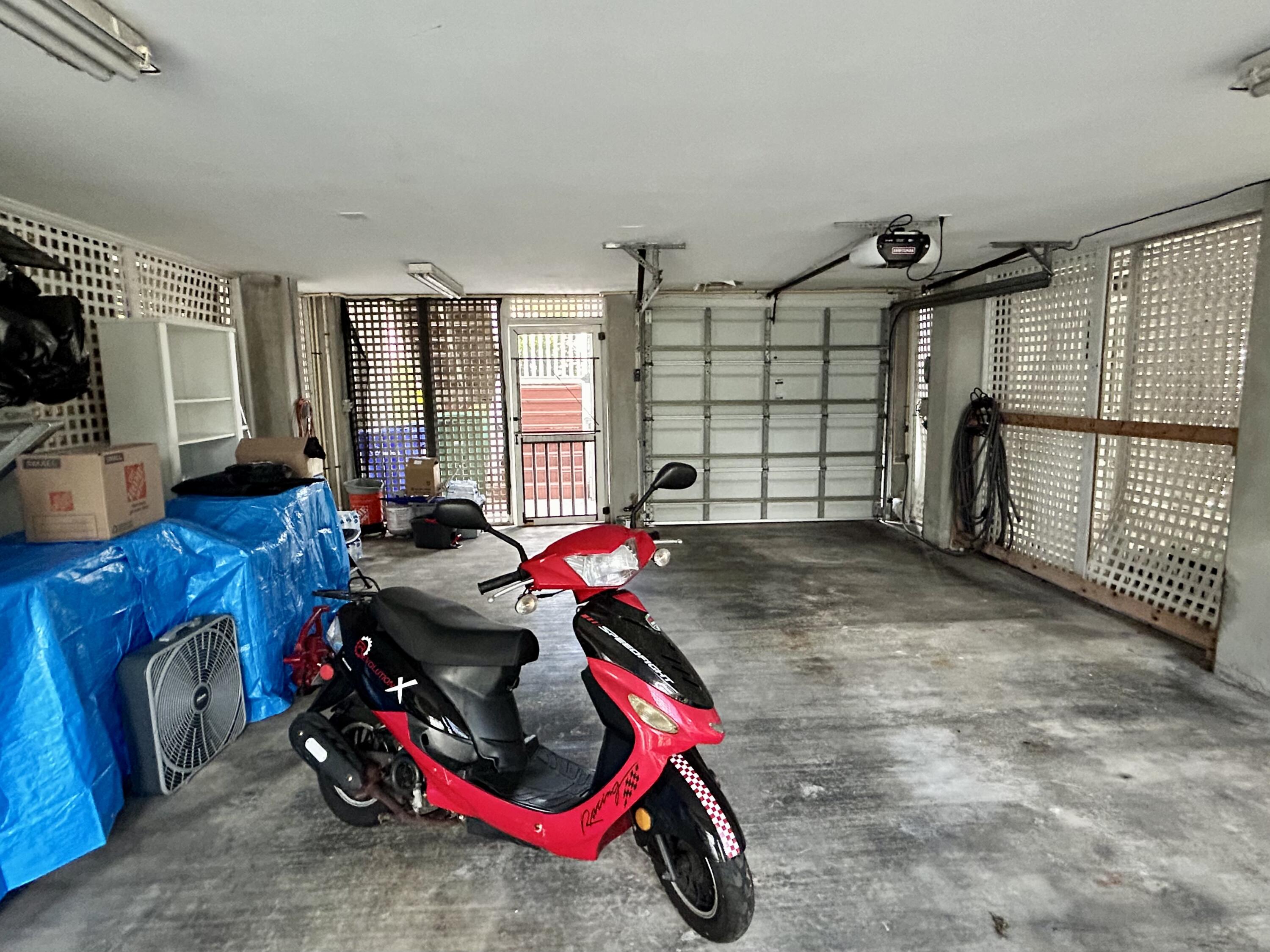 3029 N Roosevelt Boulevard Apt 11 Property Photo 27