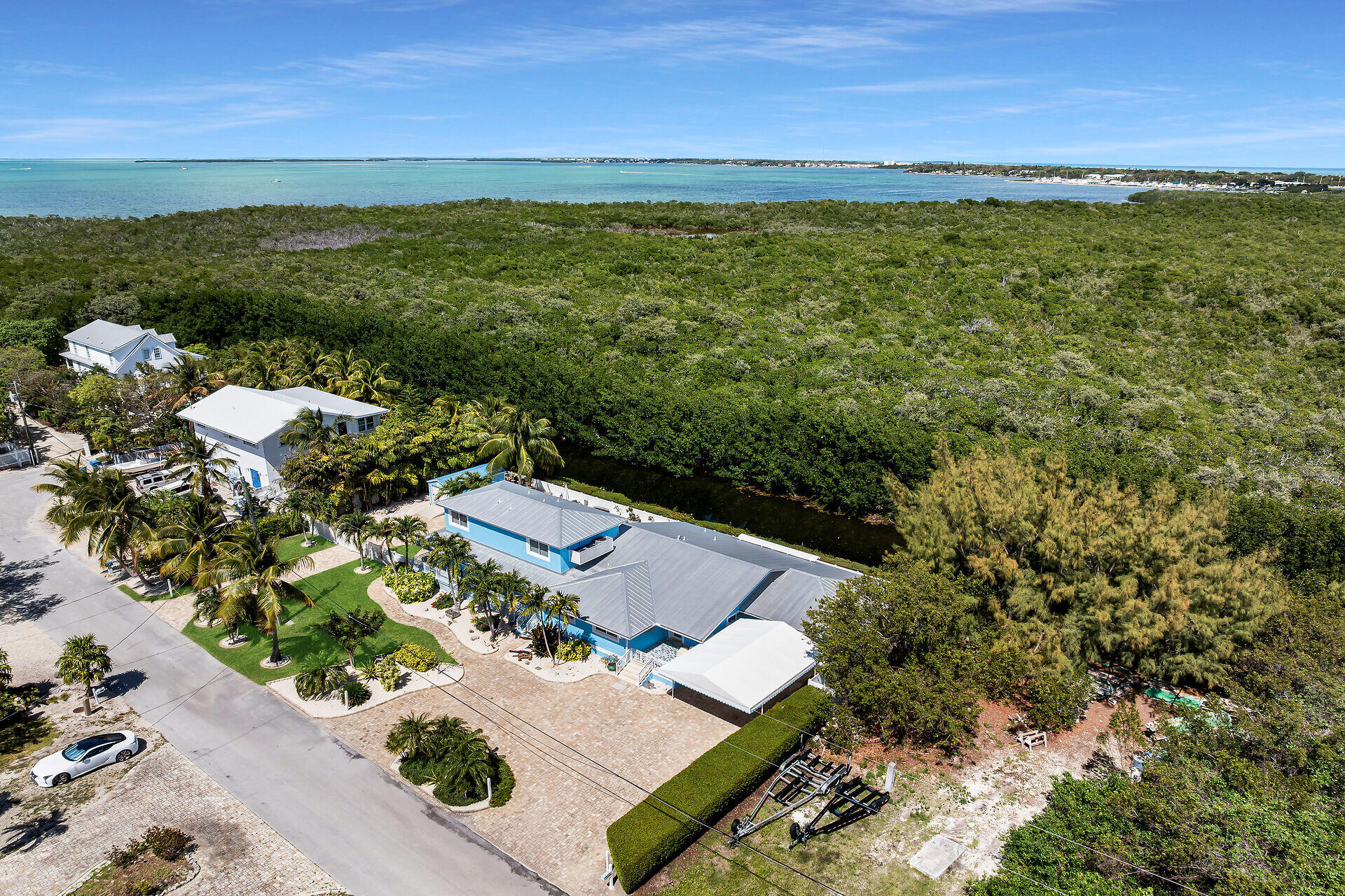 169 Venetian Way Property Photo 3