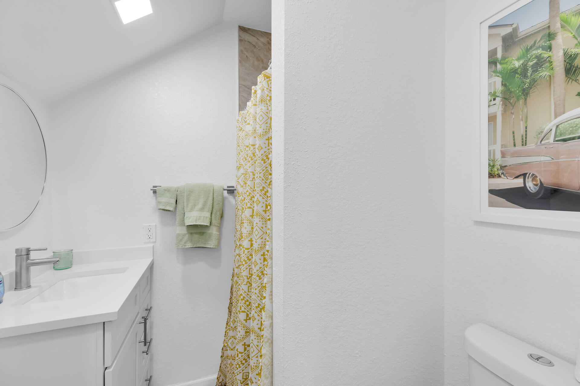 10877 Overseas Highway Apt 108 Property Photo 12