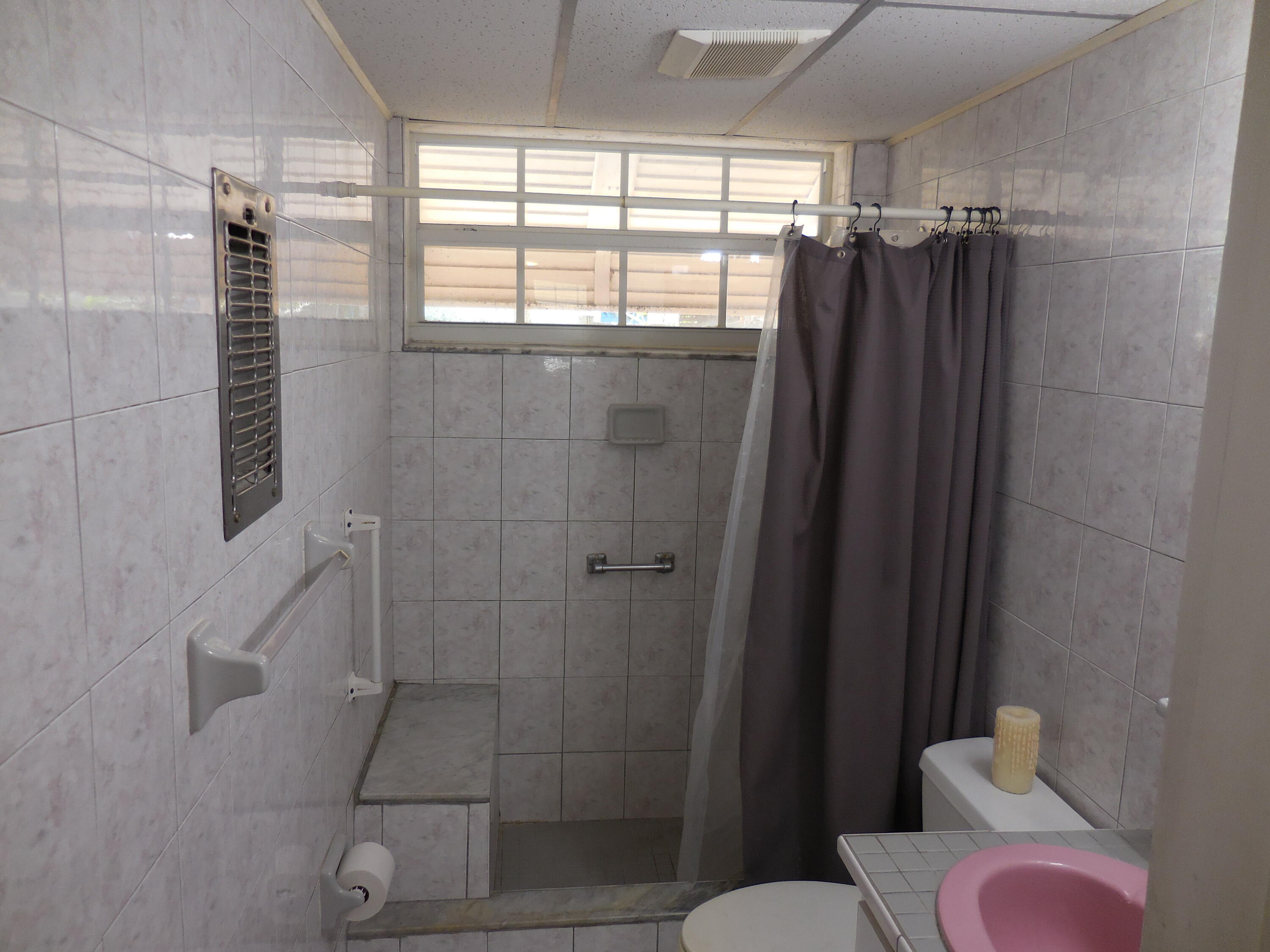 1618 Flagler Avenue Property Photo 15