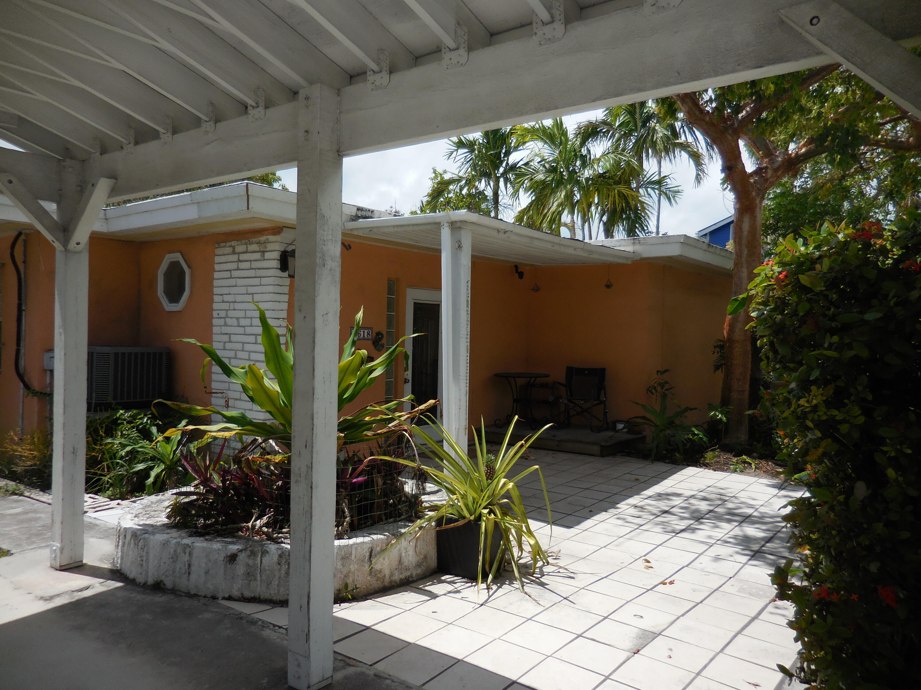 1618 Flagler Avenue Property Photo 18