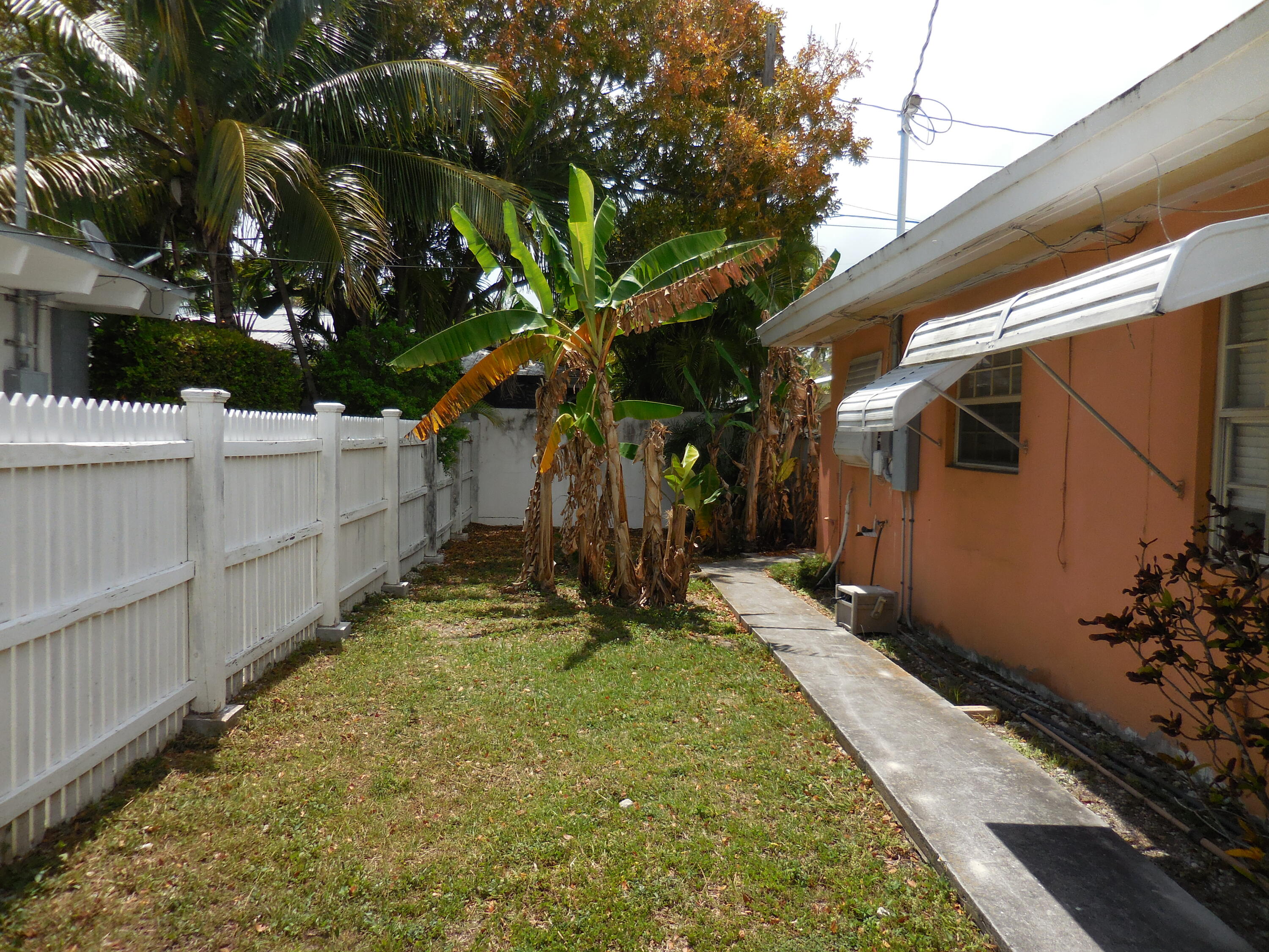 1618 Flagler Avenue Property Photo 21