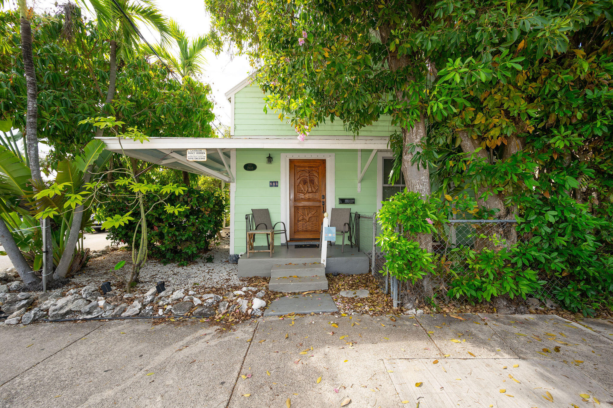 846 Olivia Street Property Photo 3