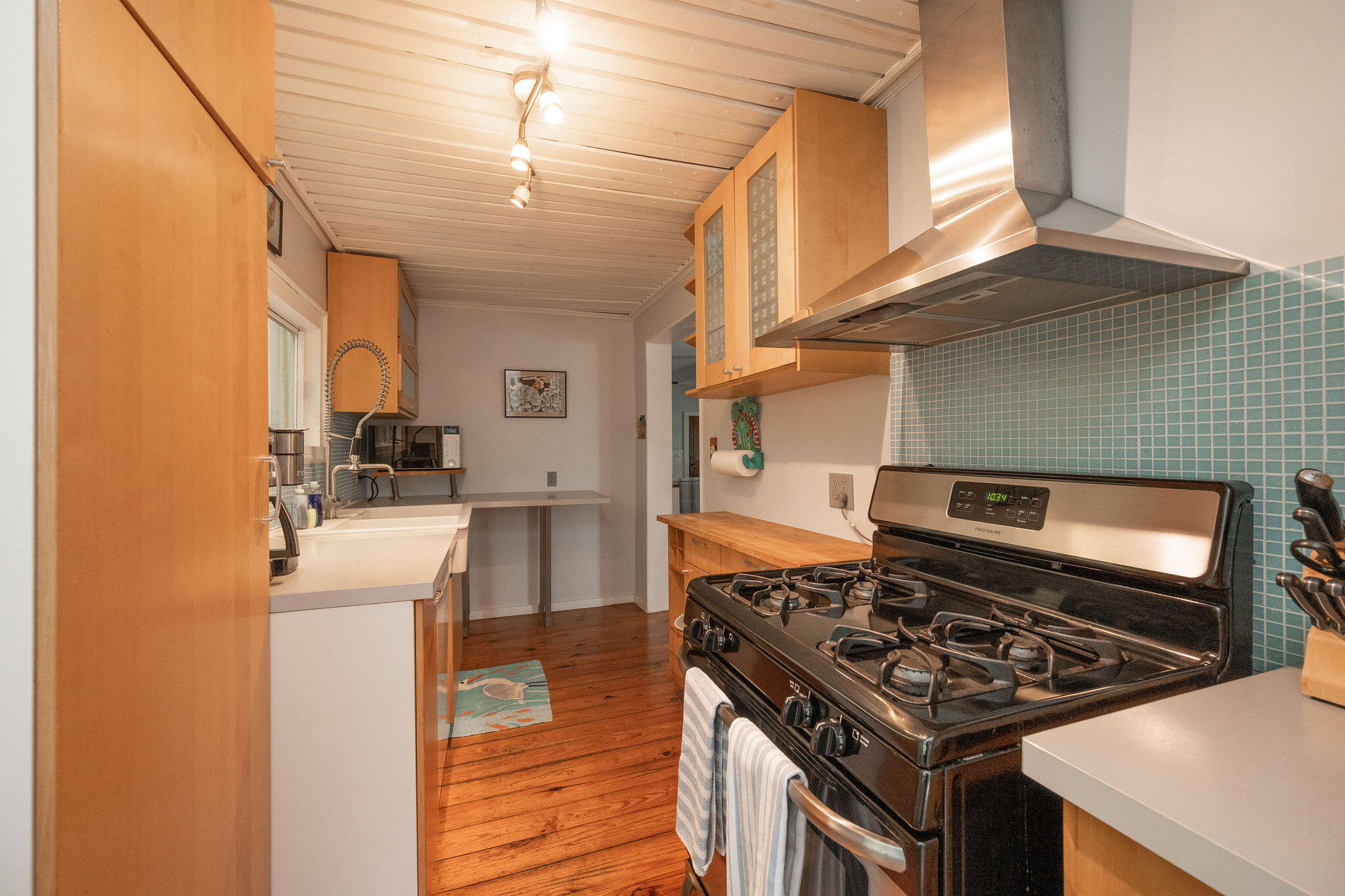 846 Olivia Street Property Photo 28