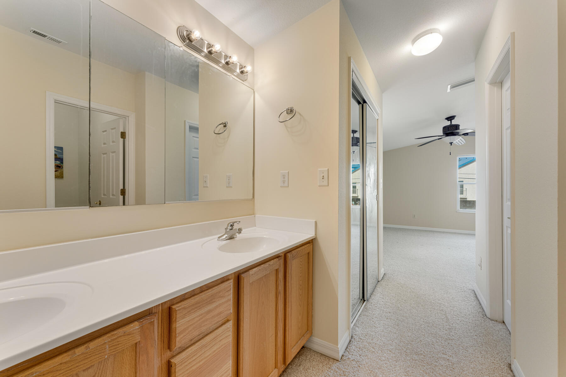 113 Snapper Creek Drive Property Photo 15