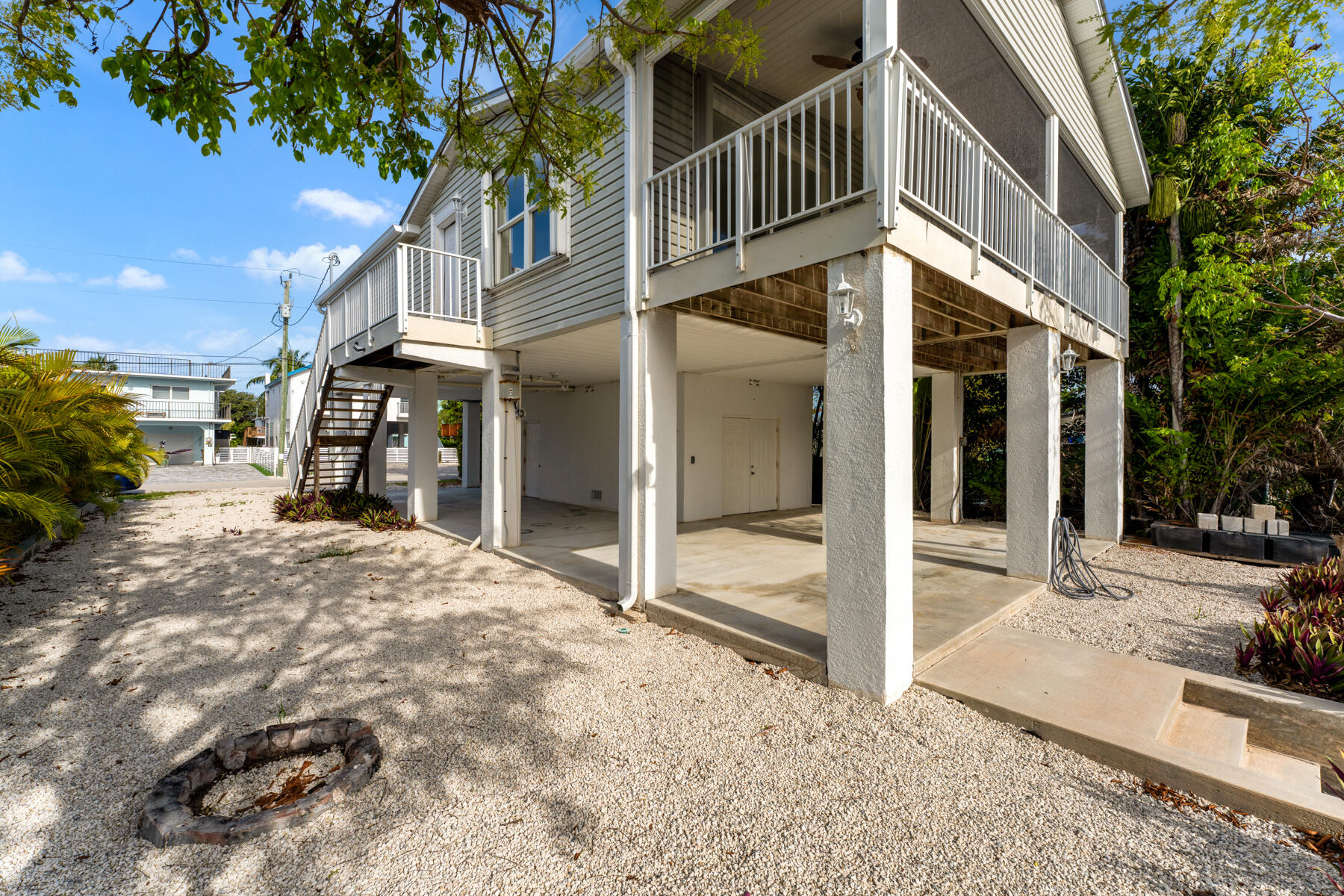 113 Snapper Creek Drive Property Photo 19