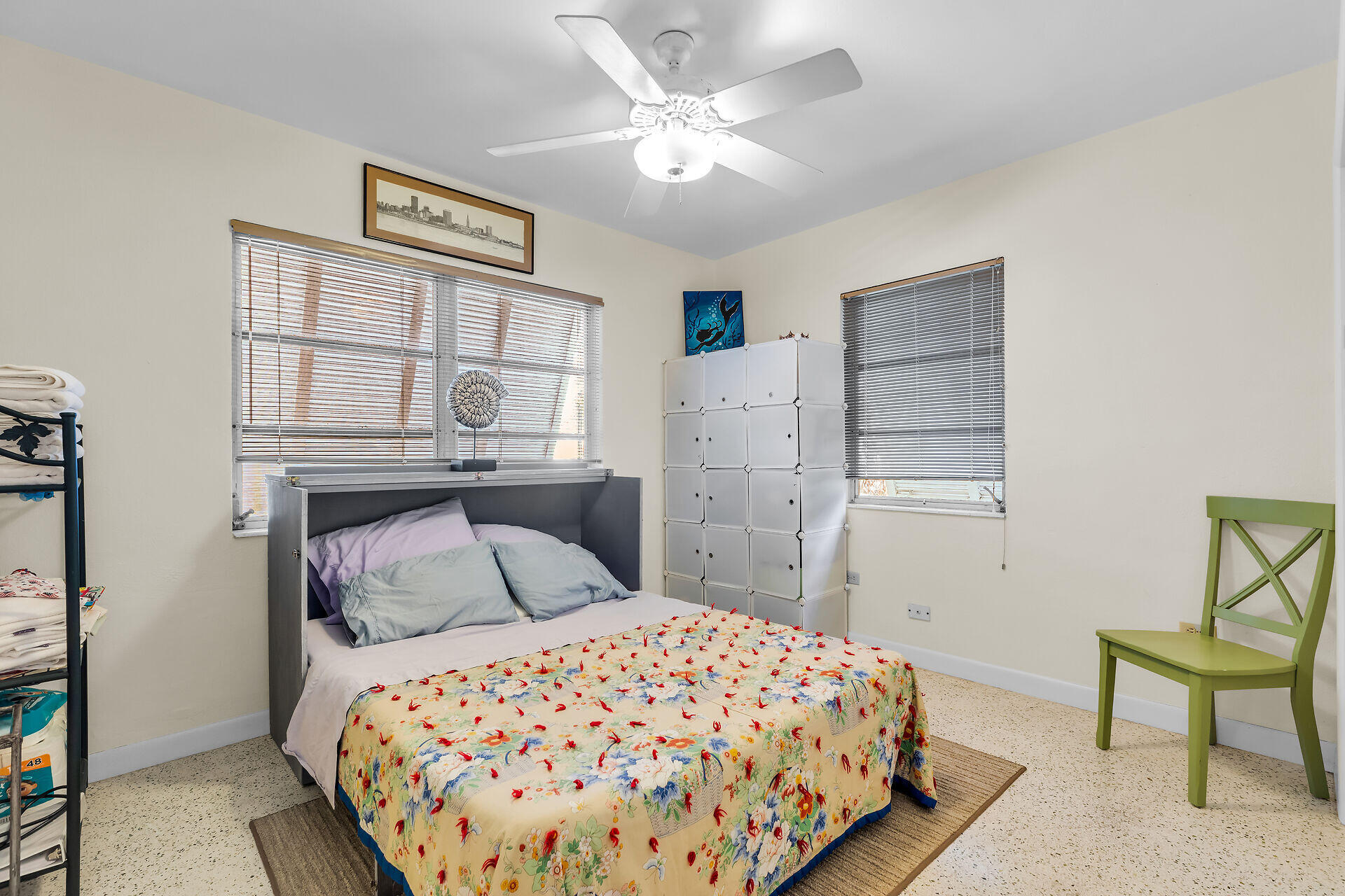 230 Apache Street Property Photo 43
