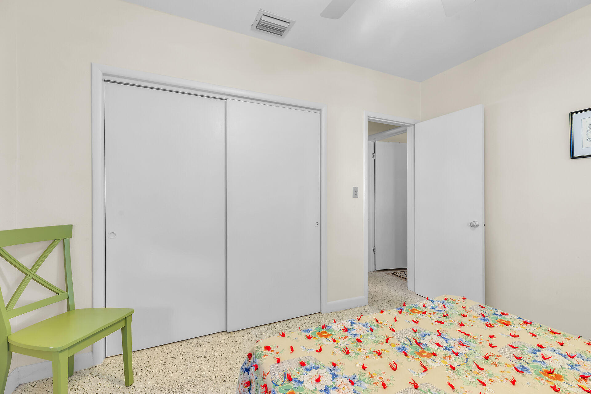 230 Apache Street Property Photo 44