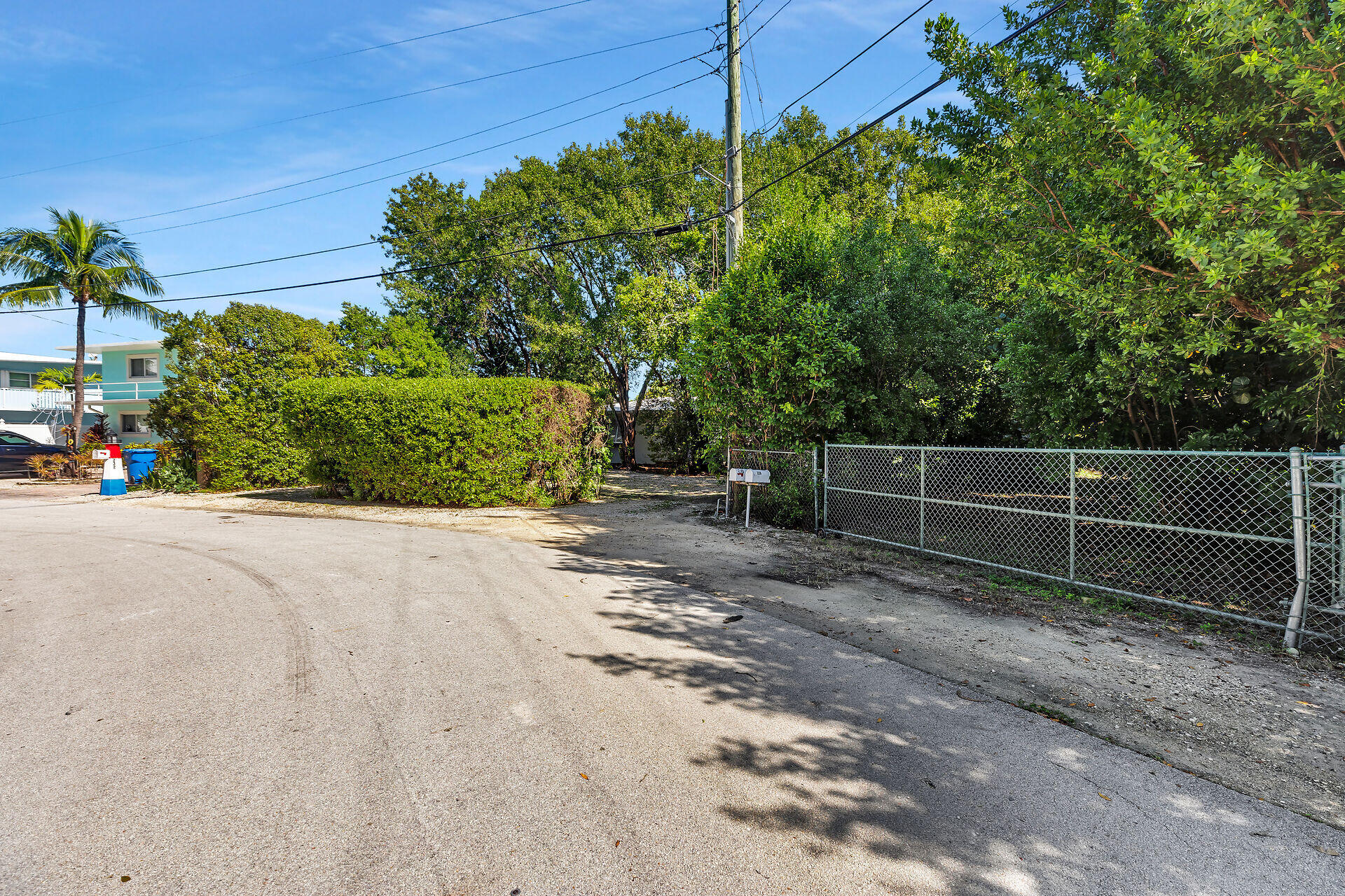 Apache Street Property Photo 7