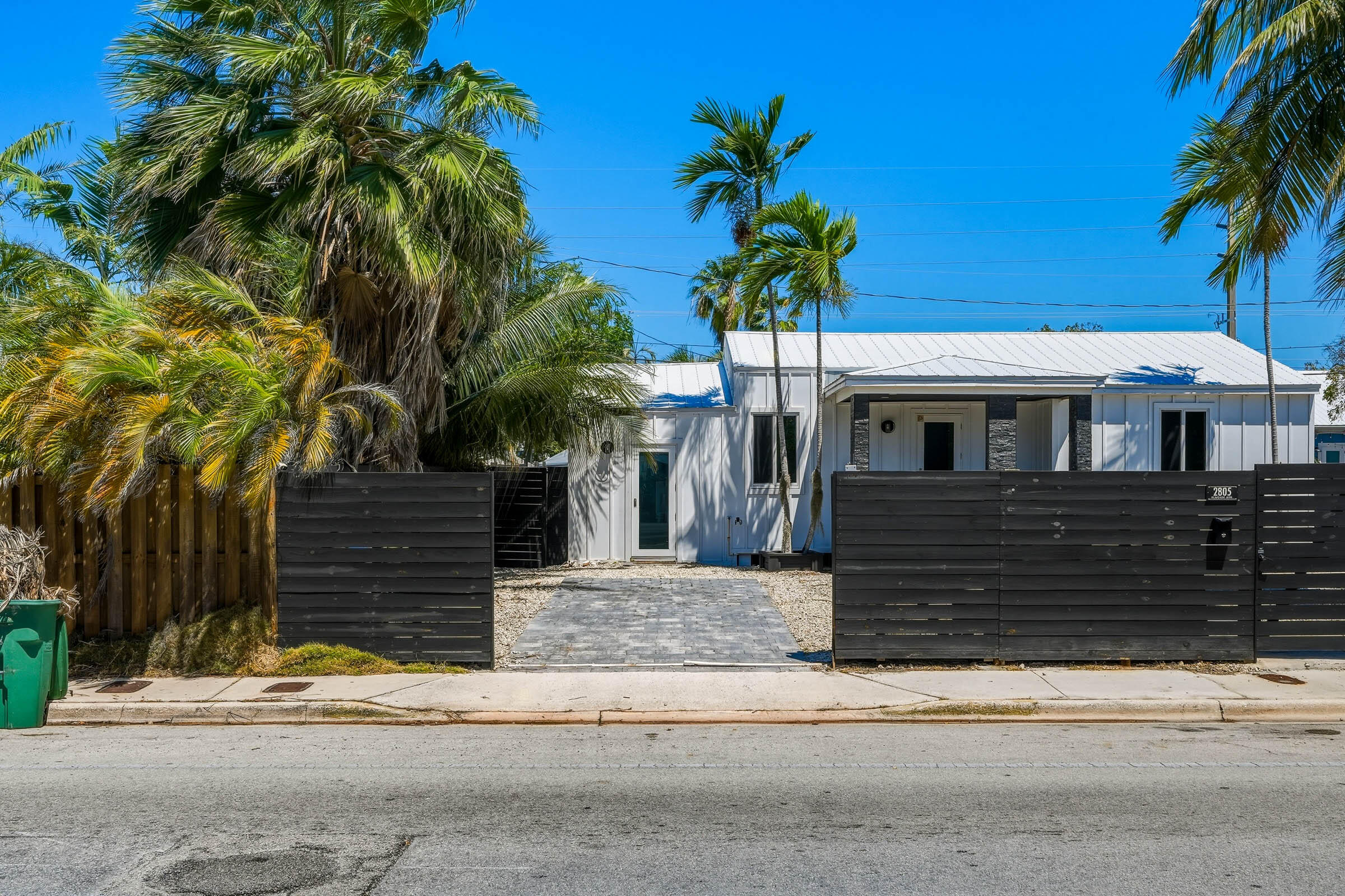 2805 Flagler Avenue Property Photo 9