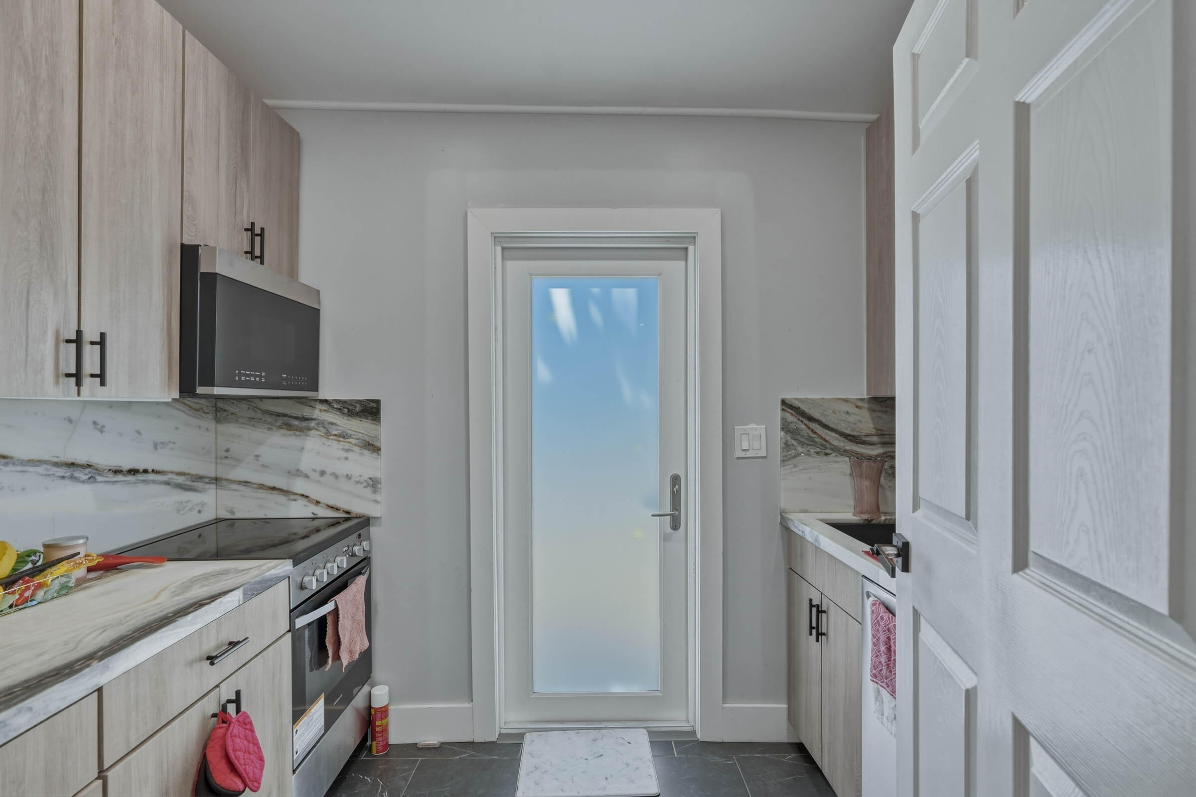 2805 Flagler Avenue Property Photo 13
