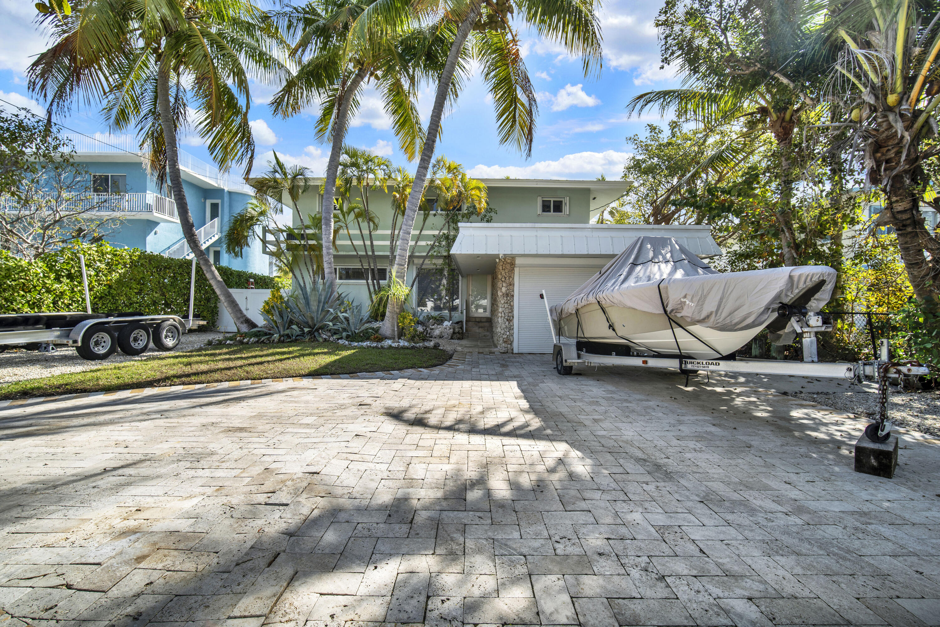 69 Shoreland Drive Property Photo 2