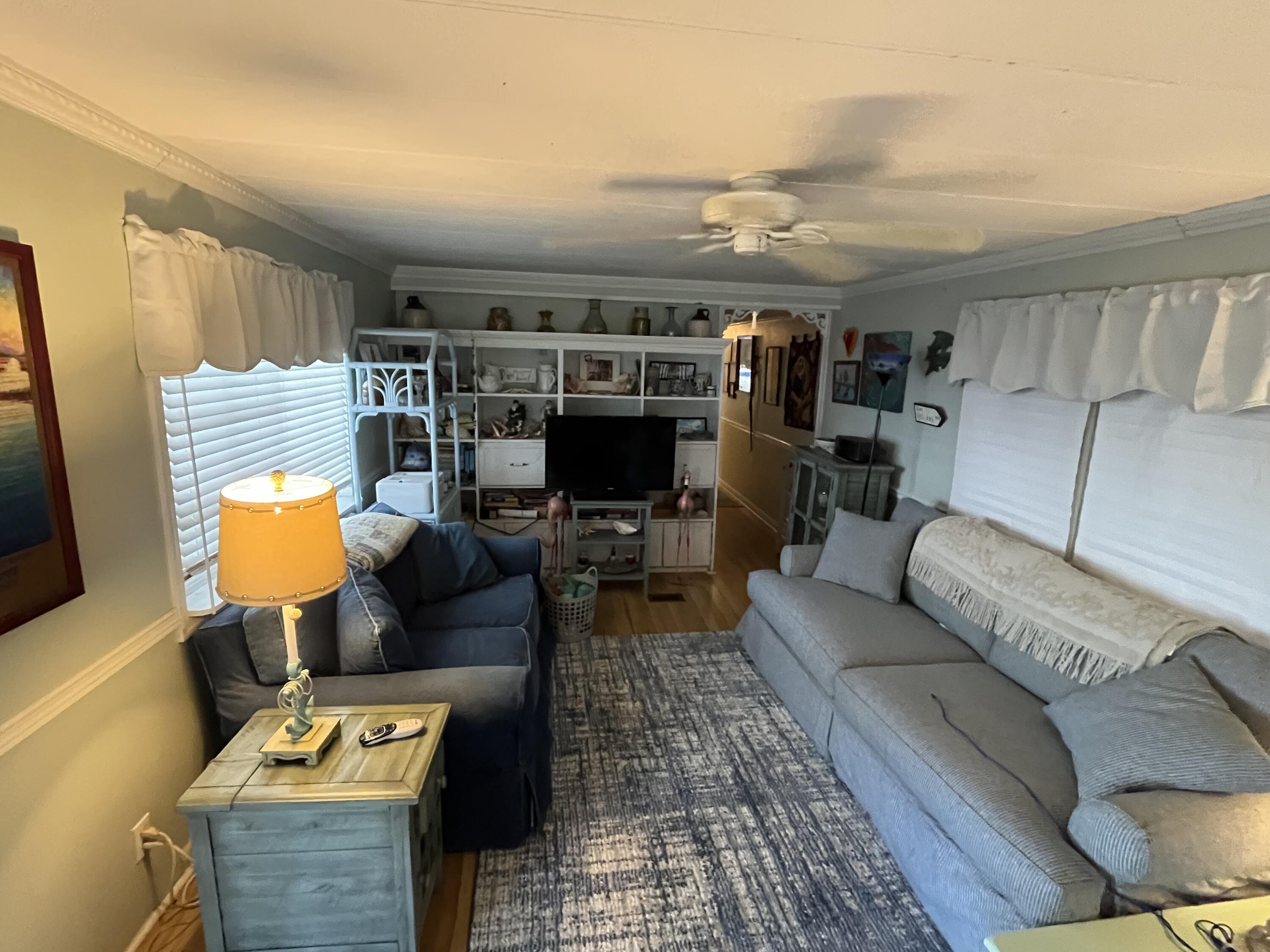 60 Avenue C Property Photo 16