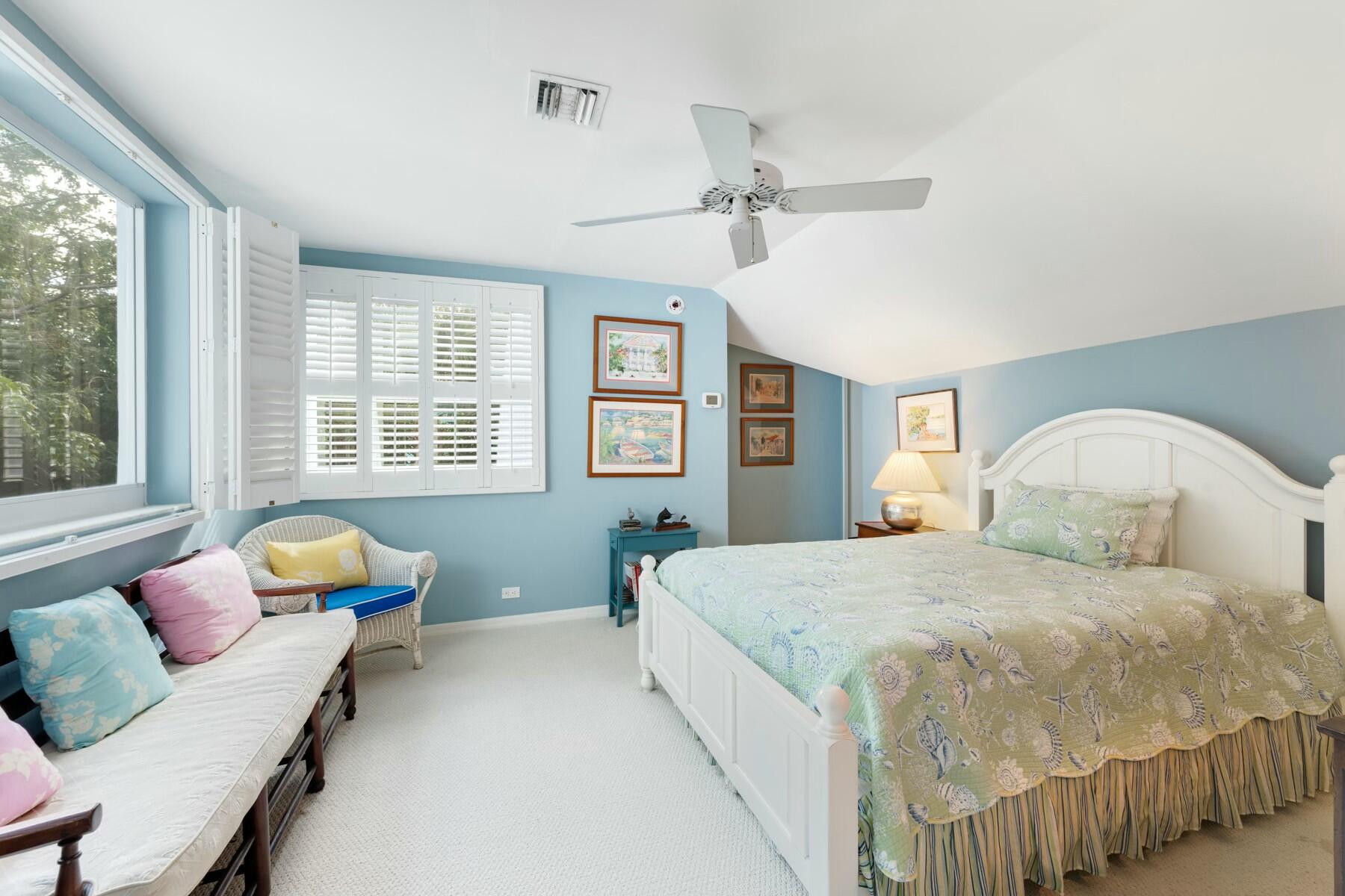 33 Pen Key Property Photo 42