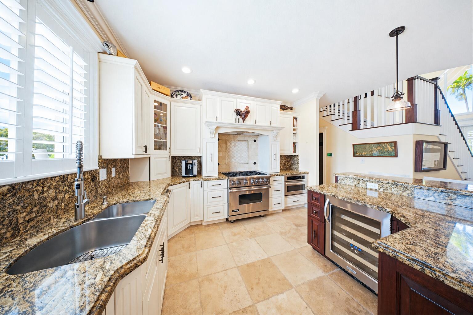 21090 5th Avenue Property Photo 16