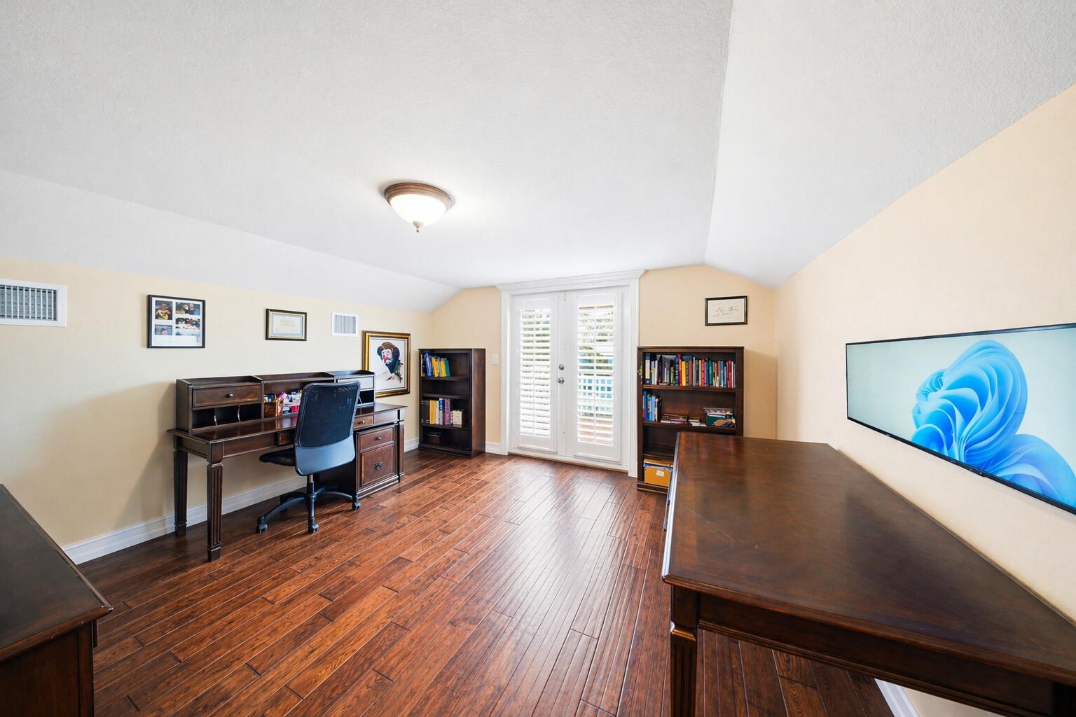 21090 5th Avenue Property Photo 42