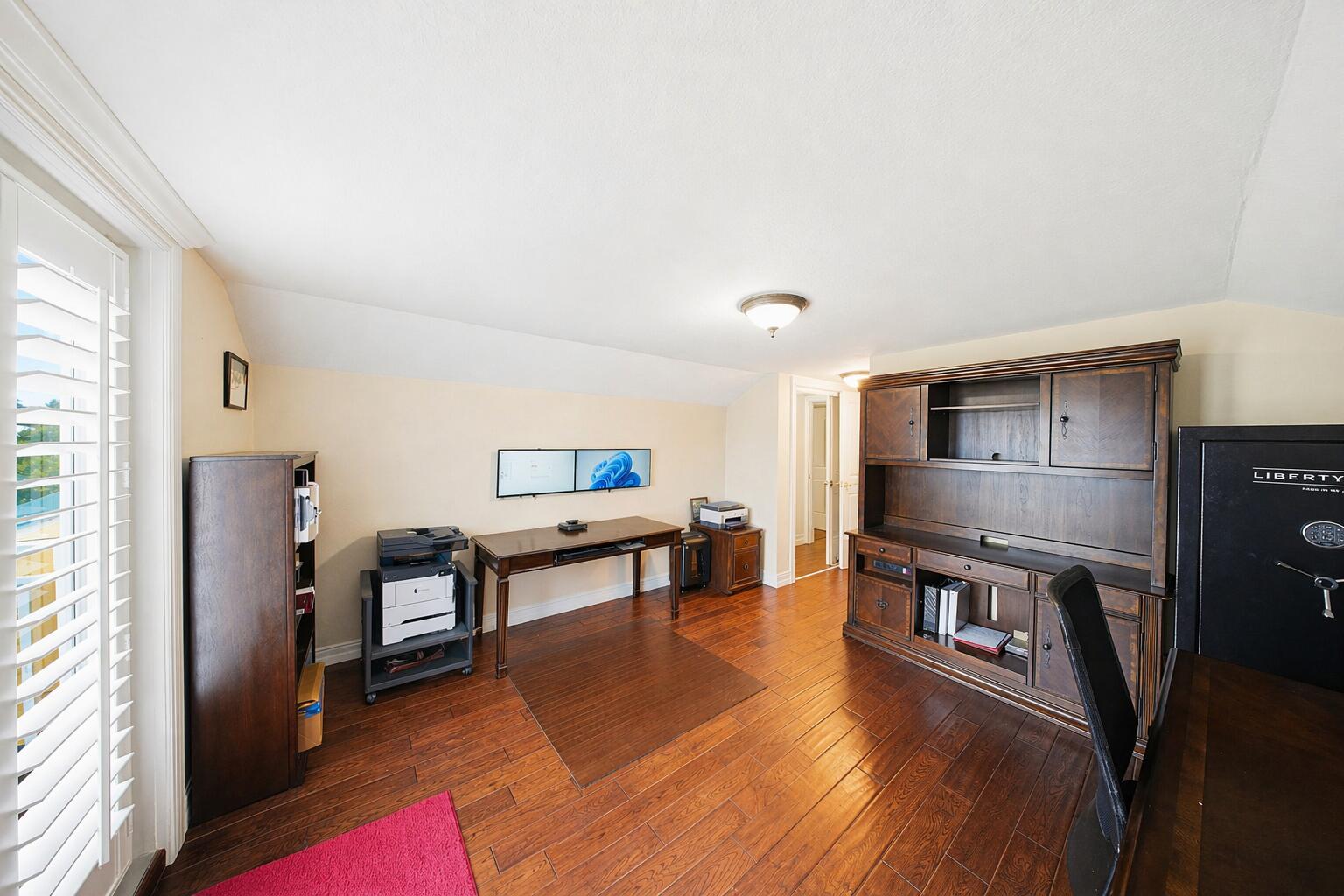 21090 5th Avenue Property Photo 44