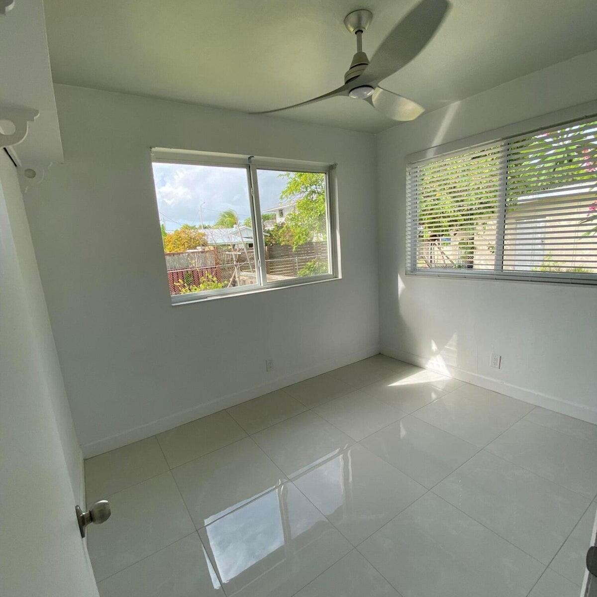 2515 Staples Avenue Unit B Property Photo 4