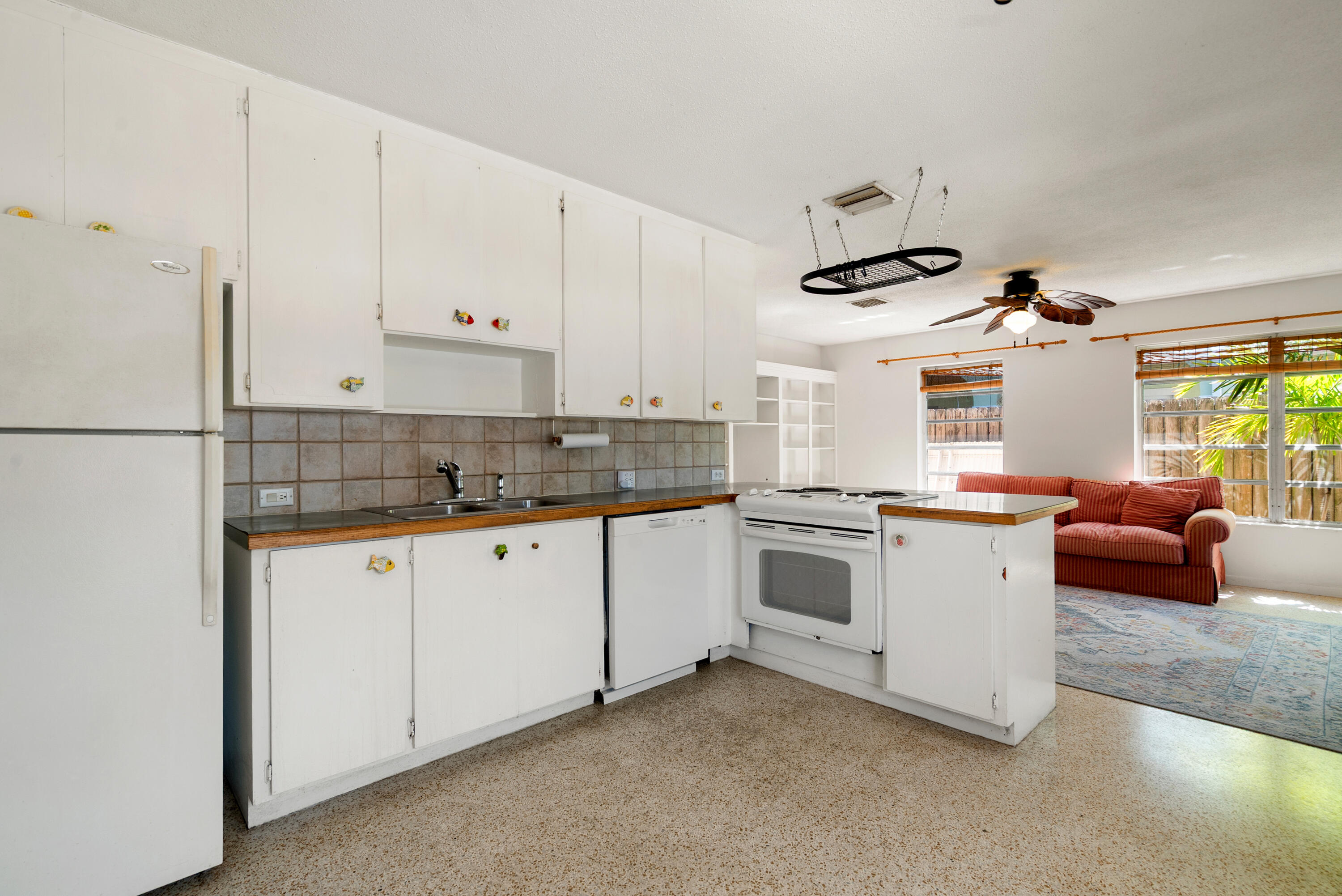 56 Se Marlin Avenue Property Photo 18