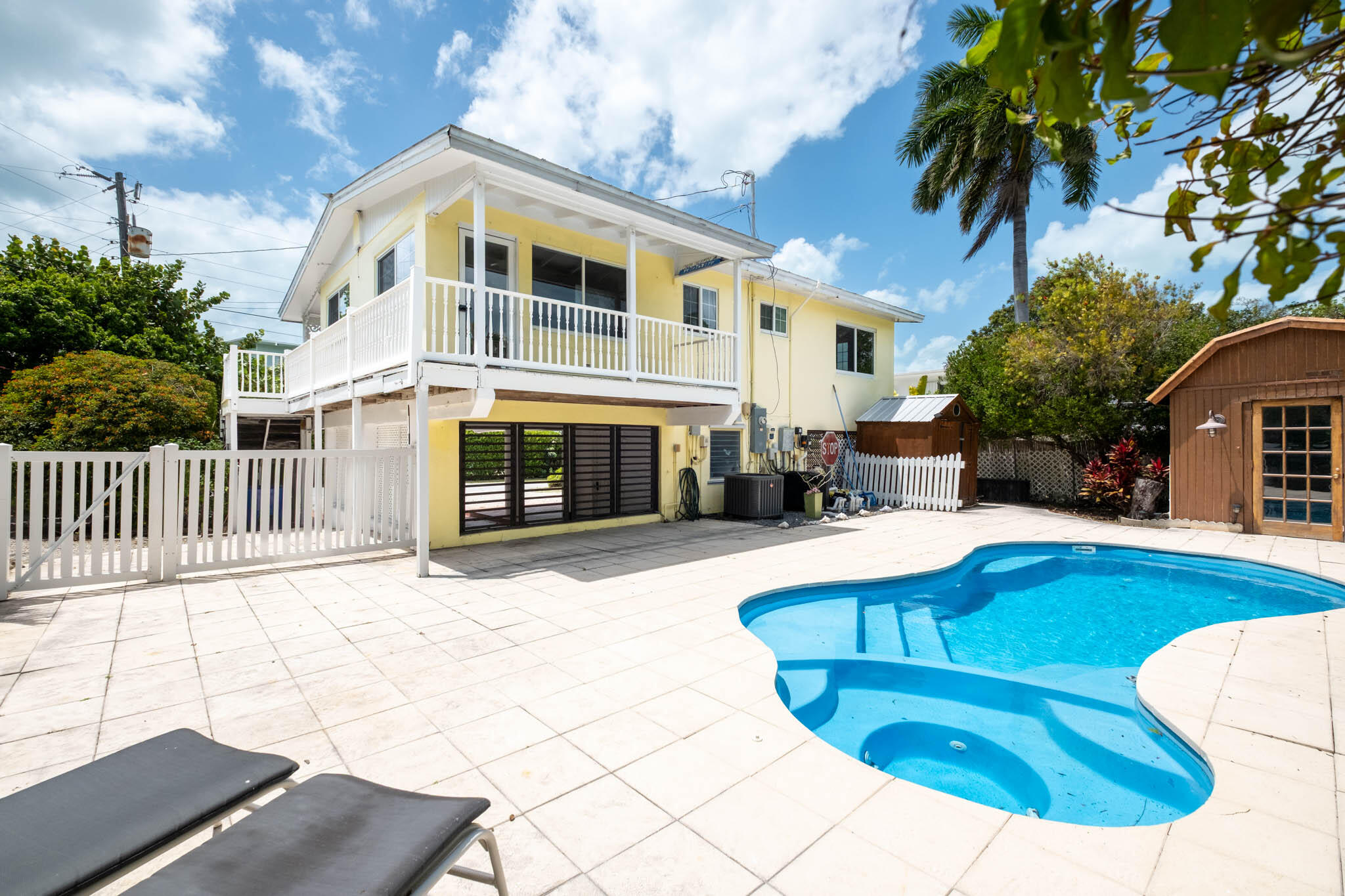 148 Pointview Road Property Photo 1