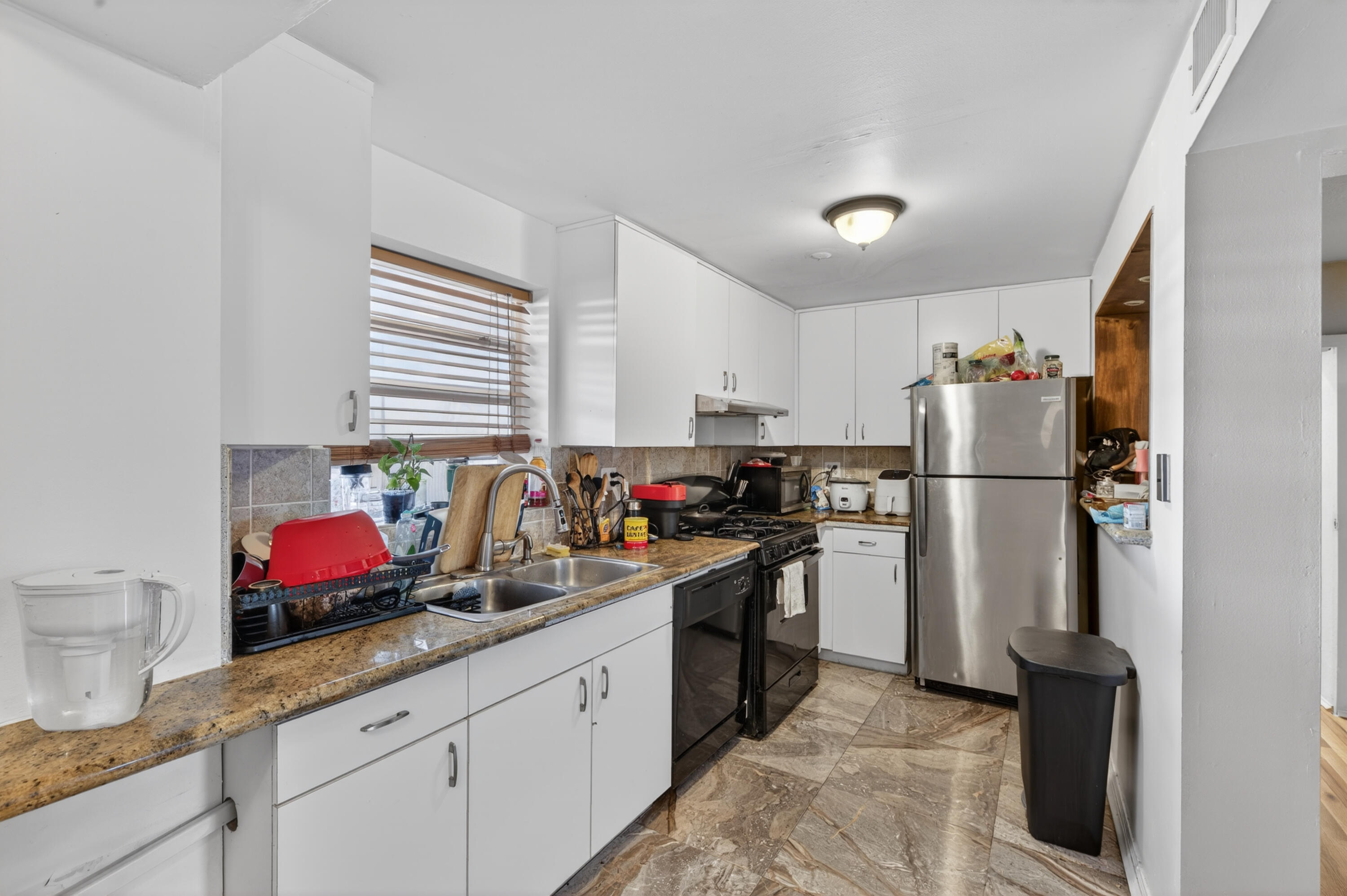 1821 Harris Avenue Property Photo 3