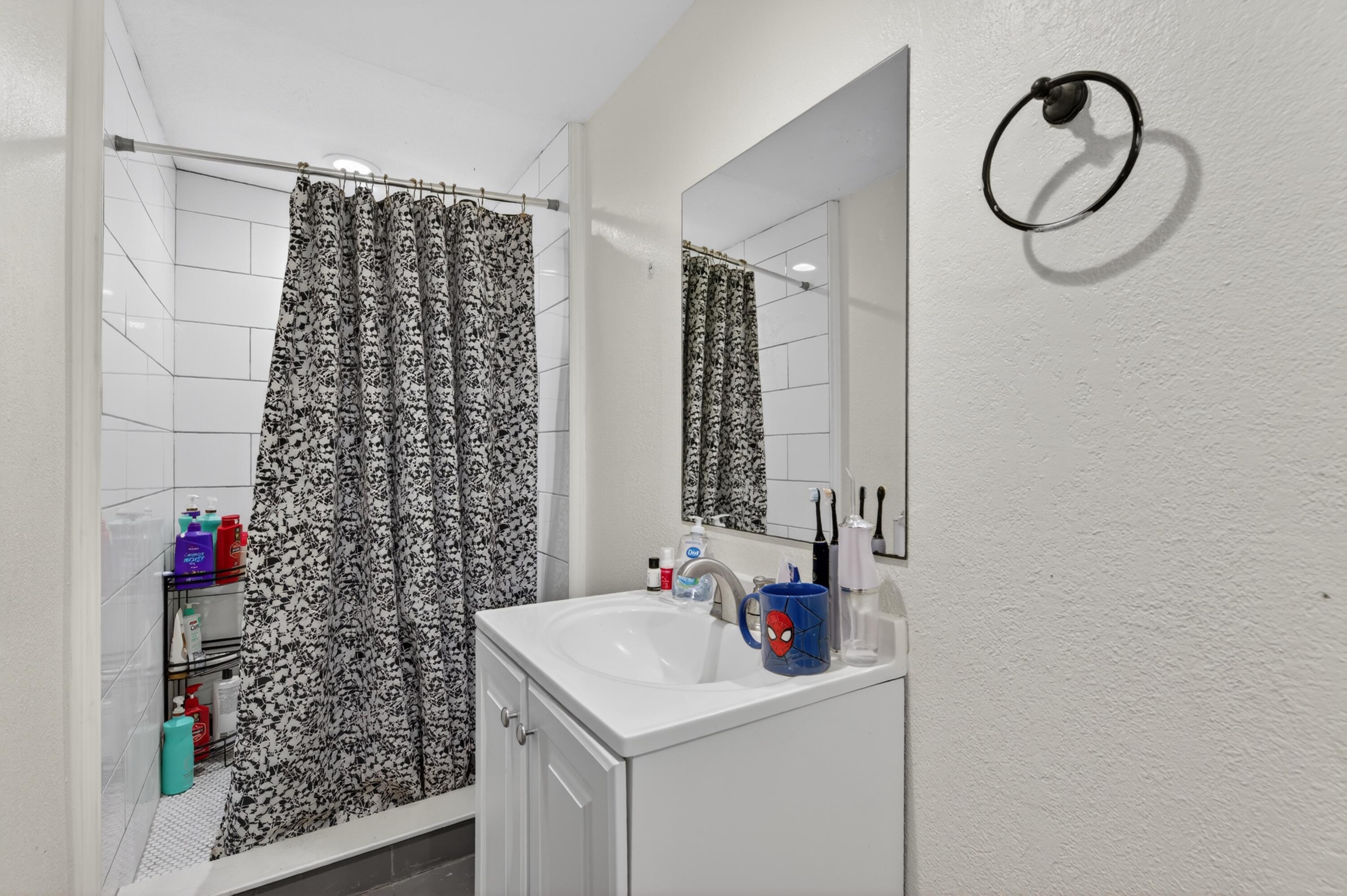 1821 Harris Avenue Property Photo 12