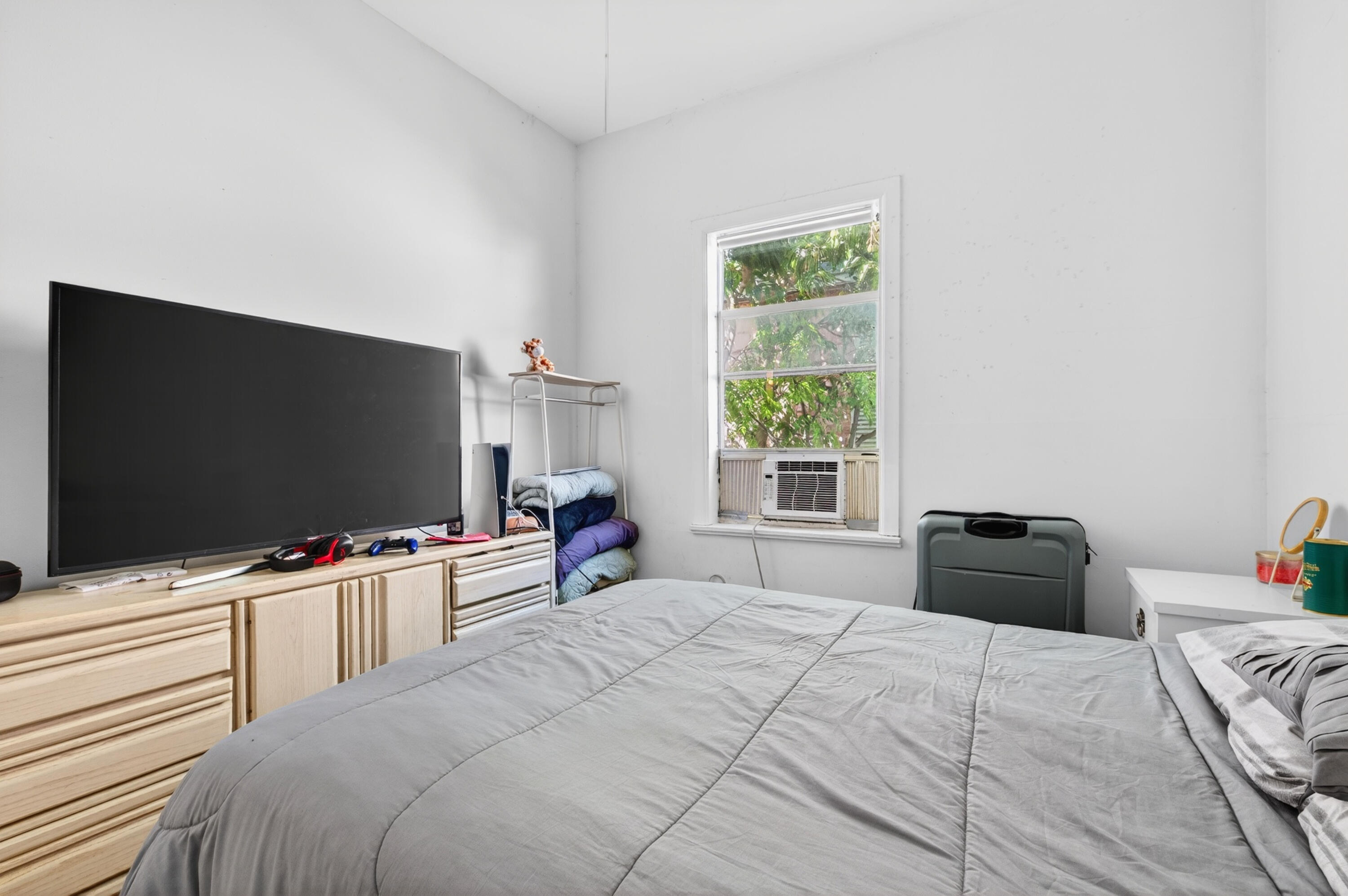 1916 Seidenberg Avenue Property Photo 14